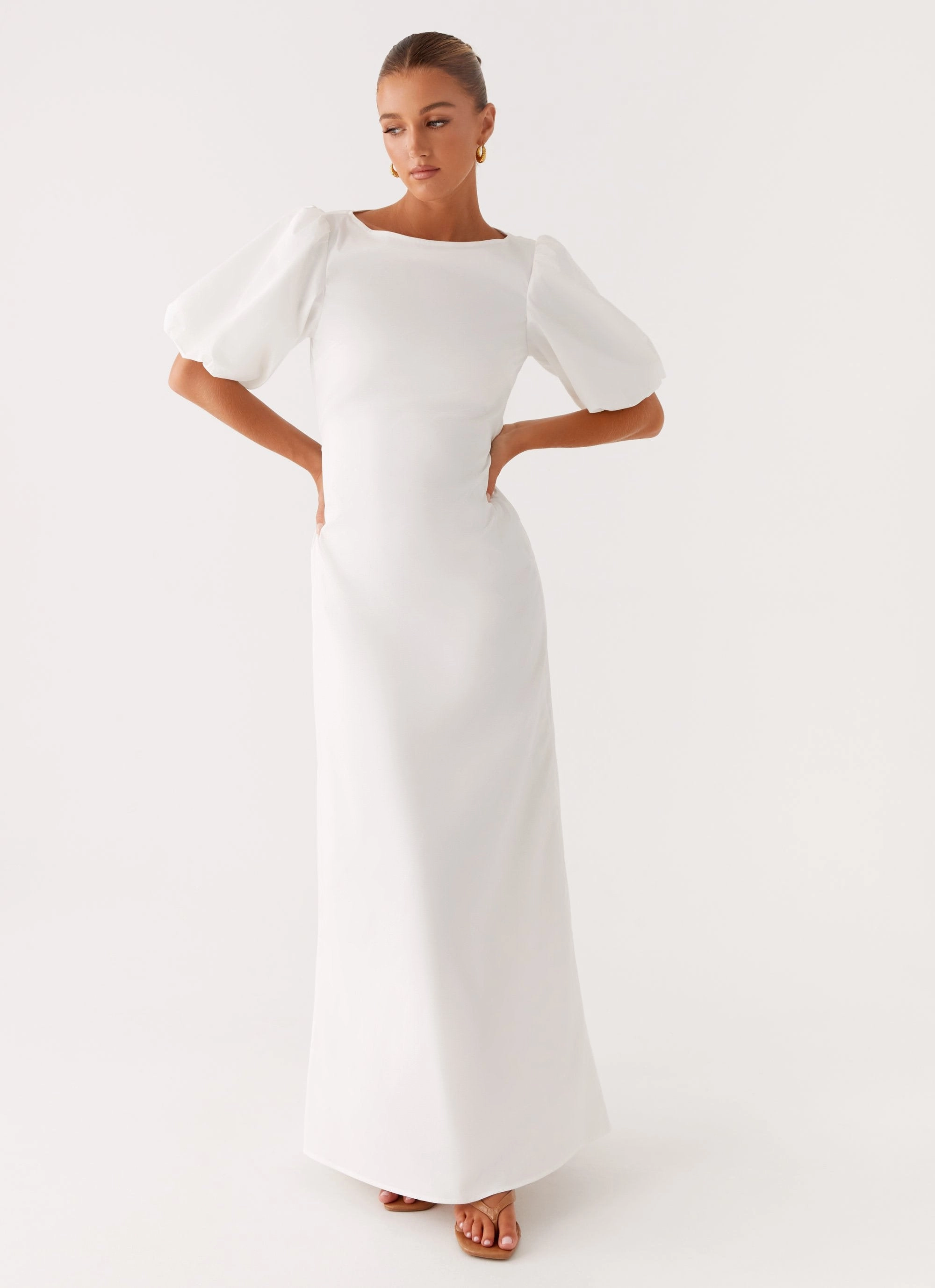 Judy Maxi Dress - White Casual Tones Refined Vibe