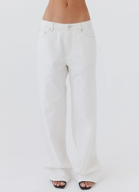 Outdoor Comfort Fit Keanna Low Rise Denim Jeans - Ivory