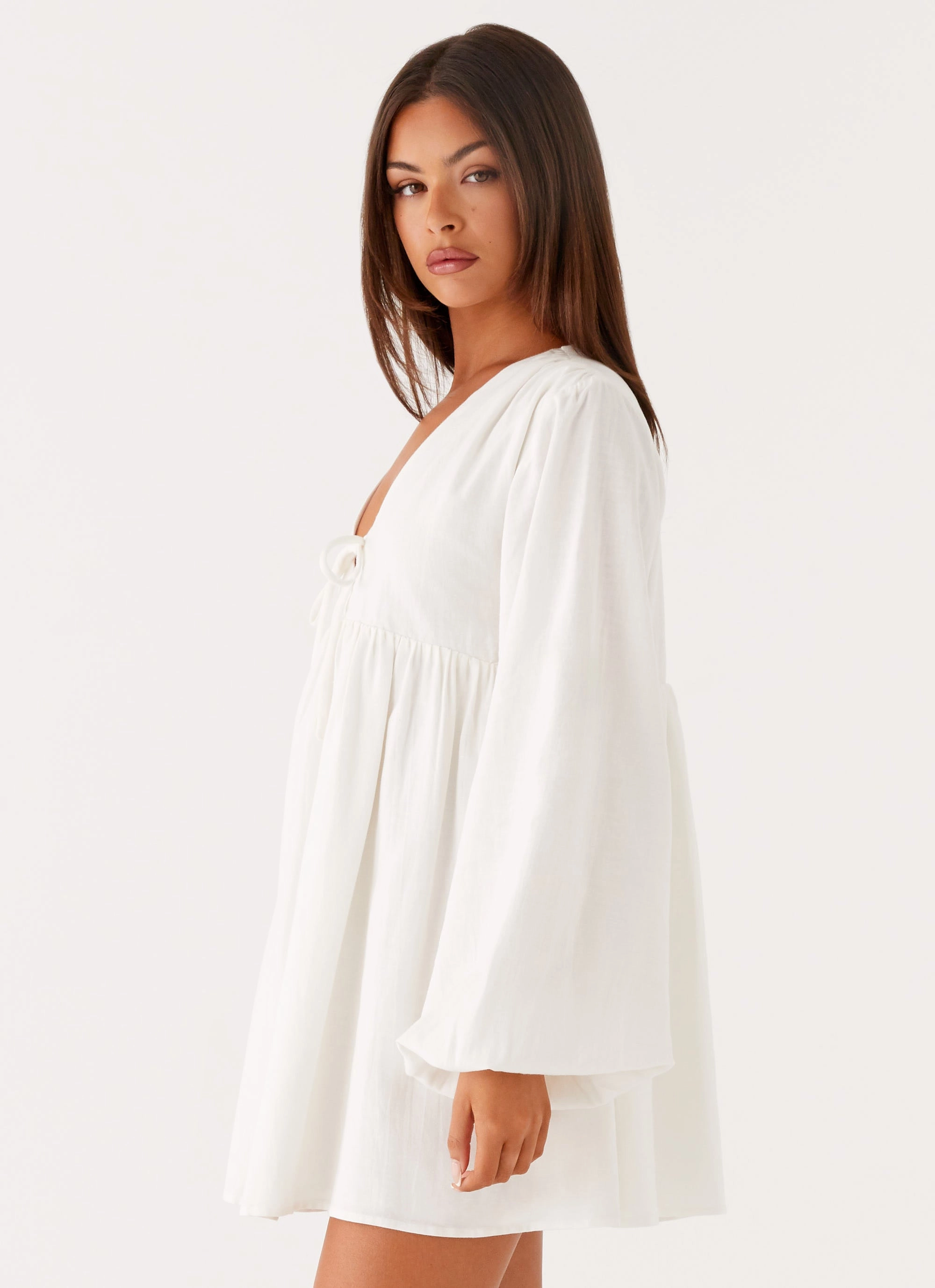 Kennie Linen Mini Dress - White Elegant Layering Lounge Fit