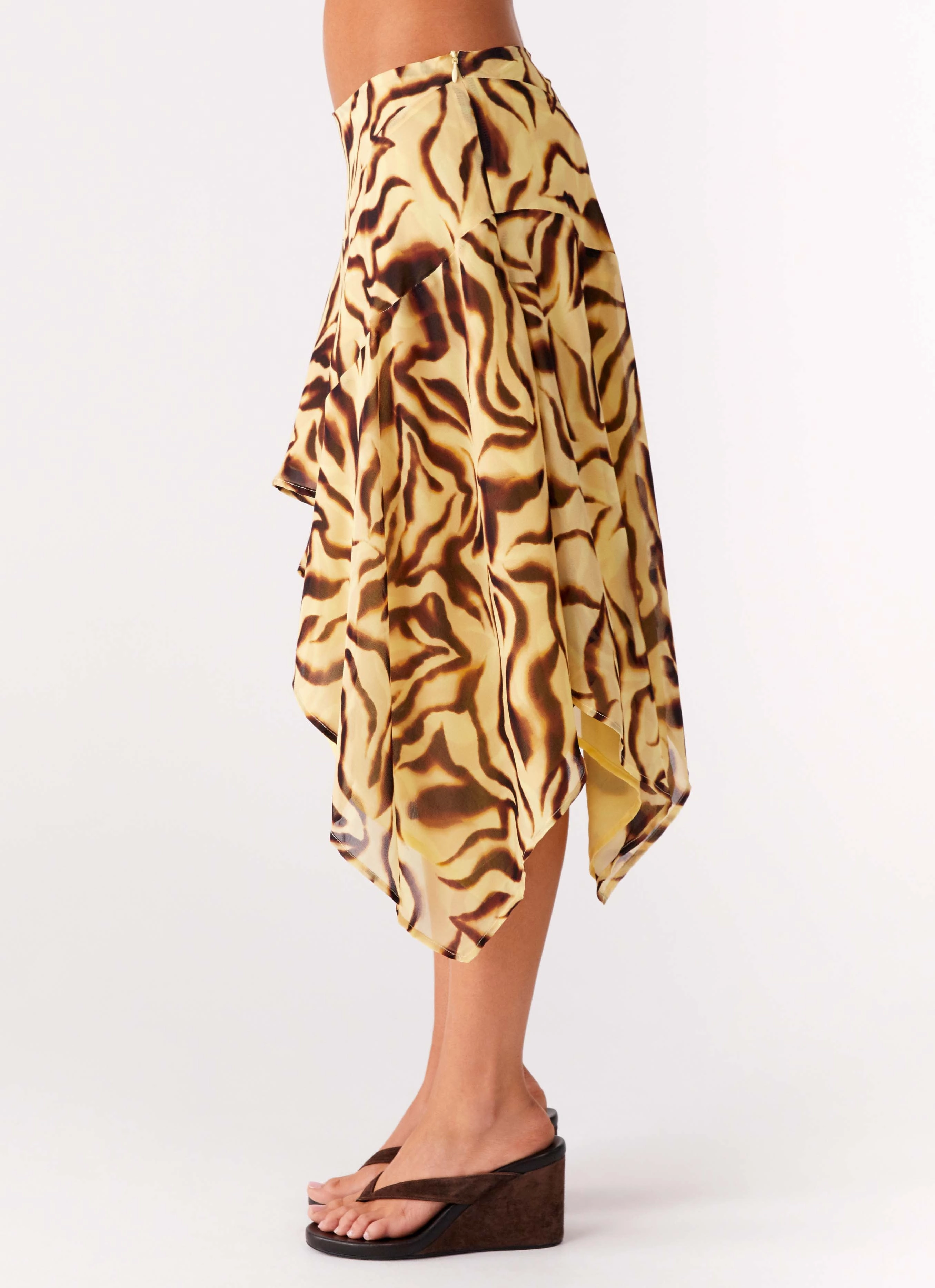 Kia Low Rise Asymmetrical Midi Skirt - Laguna Print Free Movement Casual Design