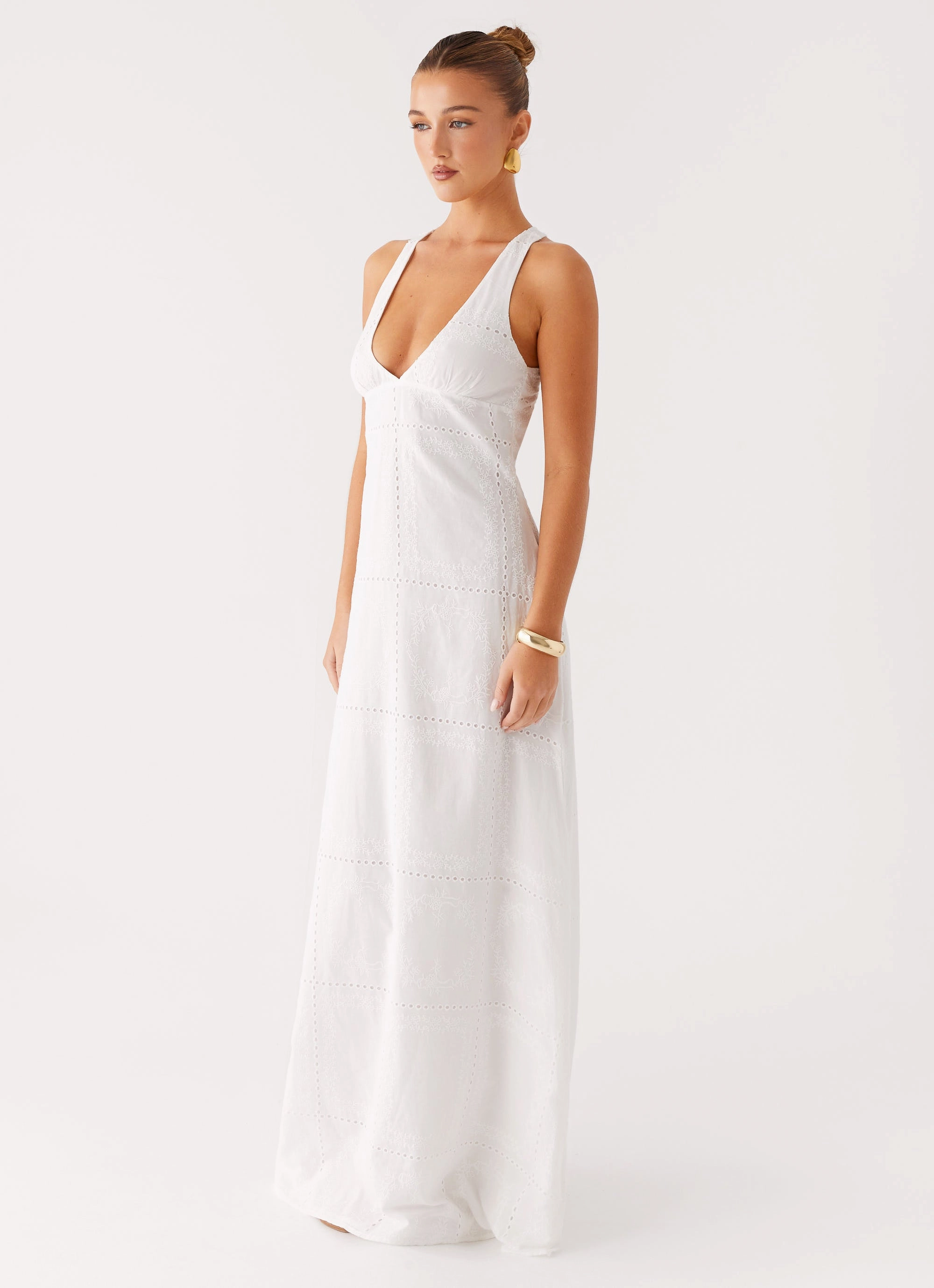 Fresh Outfit Kiana Halter Maxi Dress - White