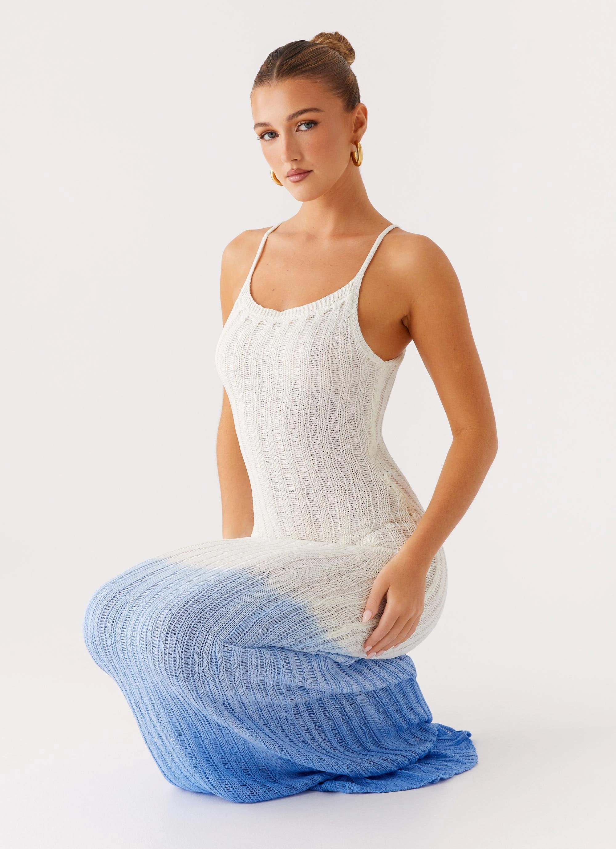 Sunset Hour Versatile and Comfortable Kiki Maxi Dress - Ombre Blue