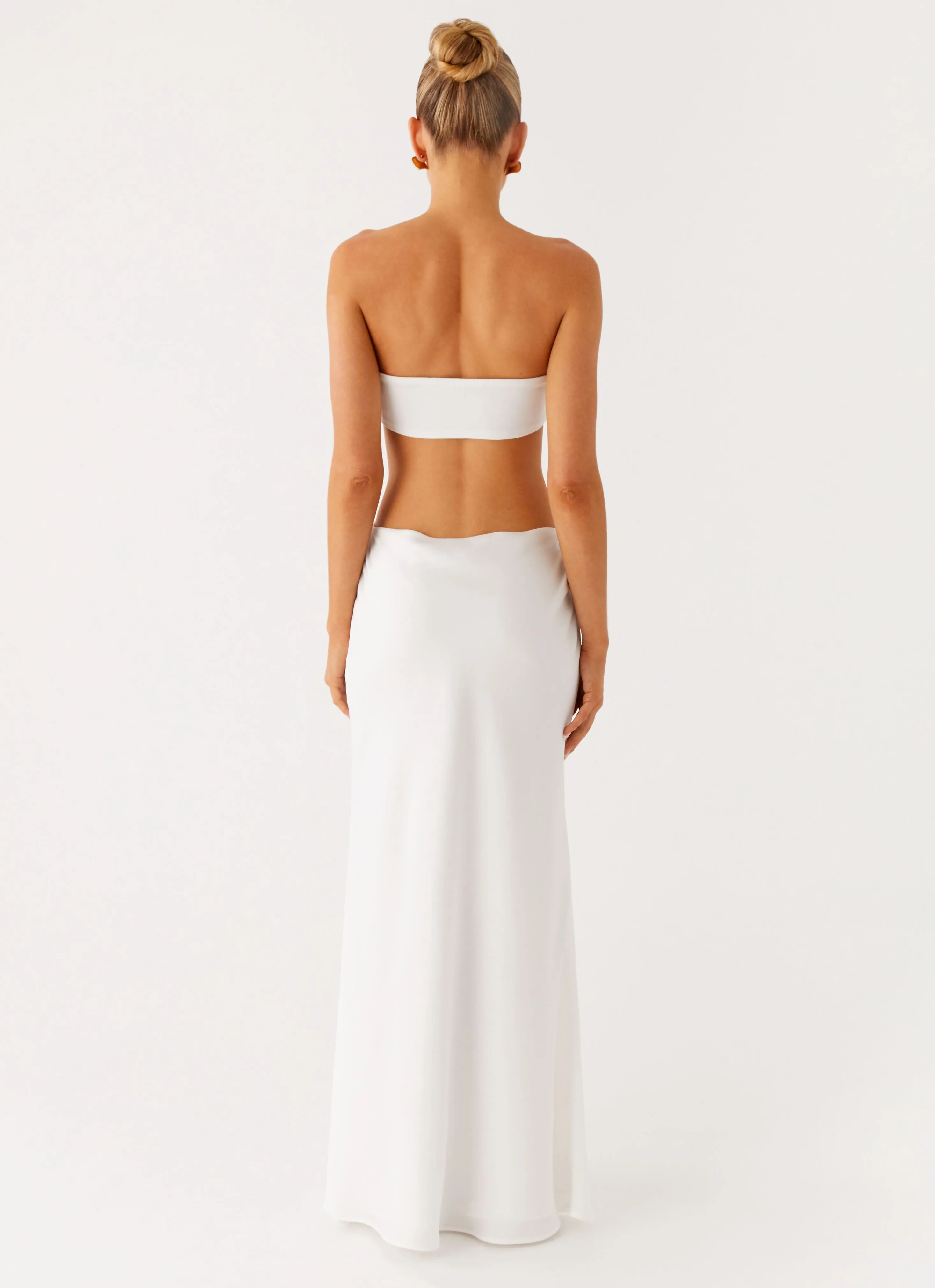 Kiss Me Cut Out Maxi - Ivory Everyday Look
