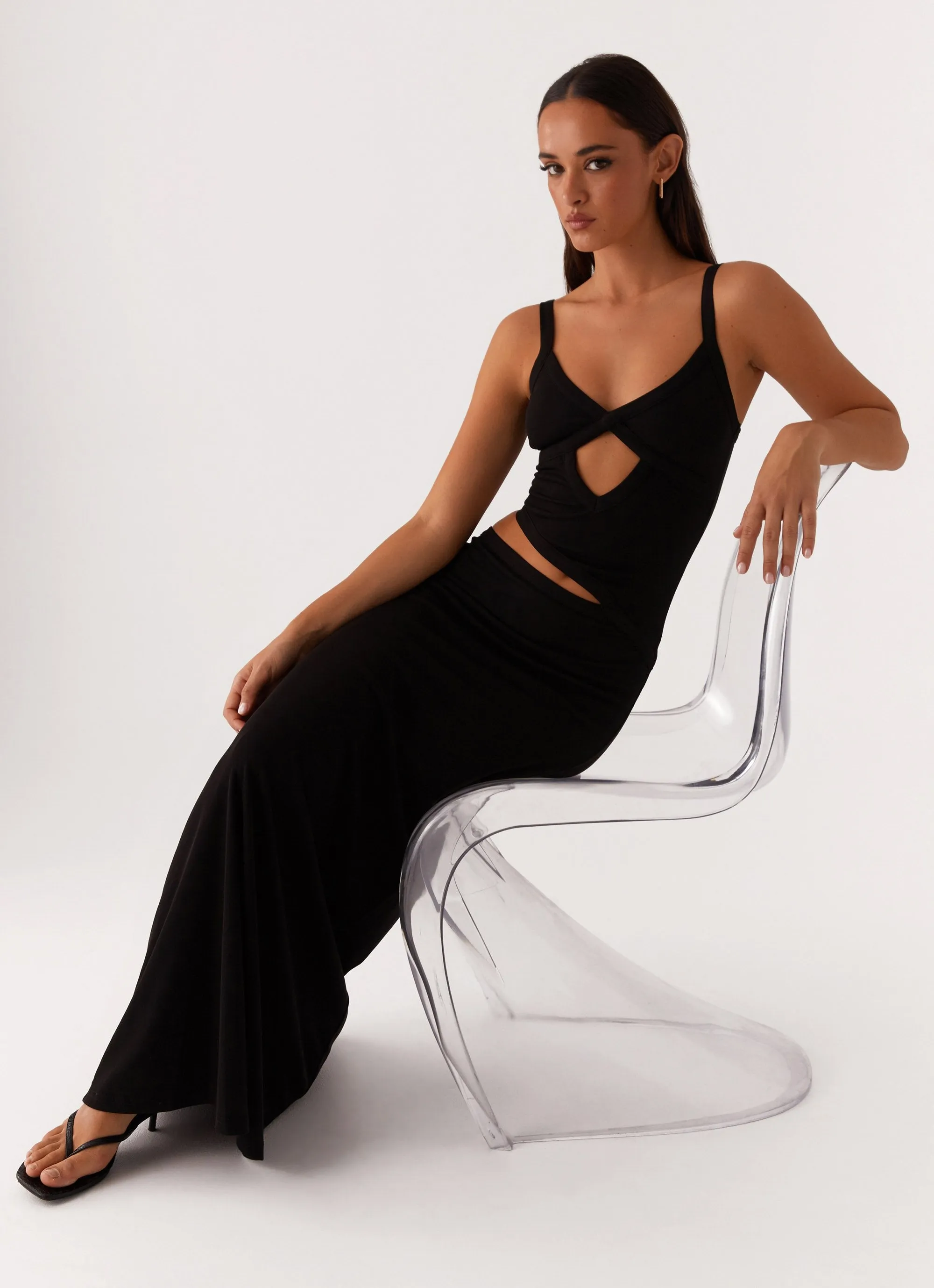 Scoop-Neck Jocelyn Maxi Dress - Black