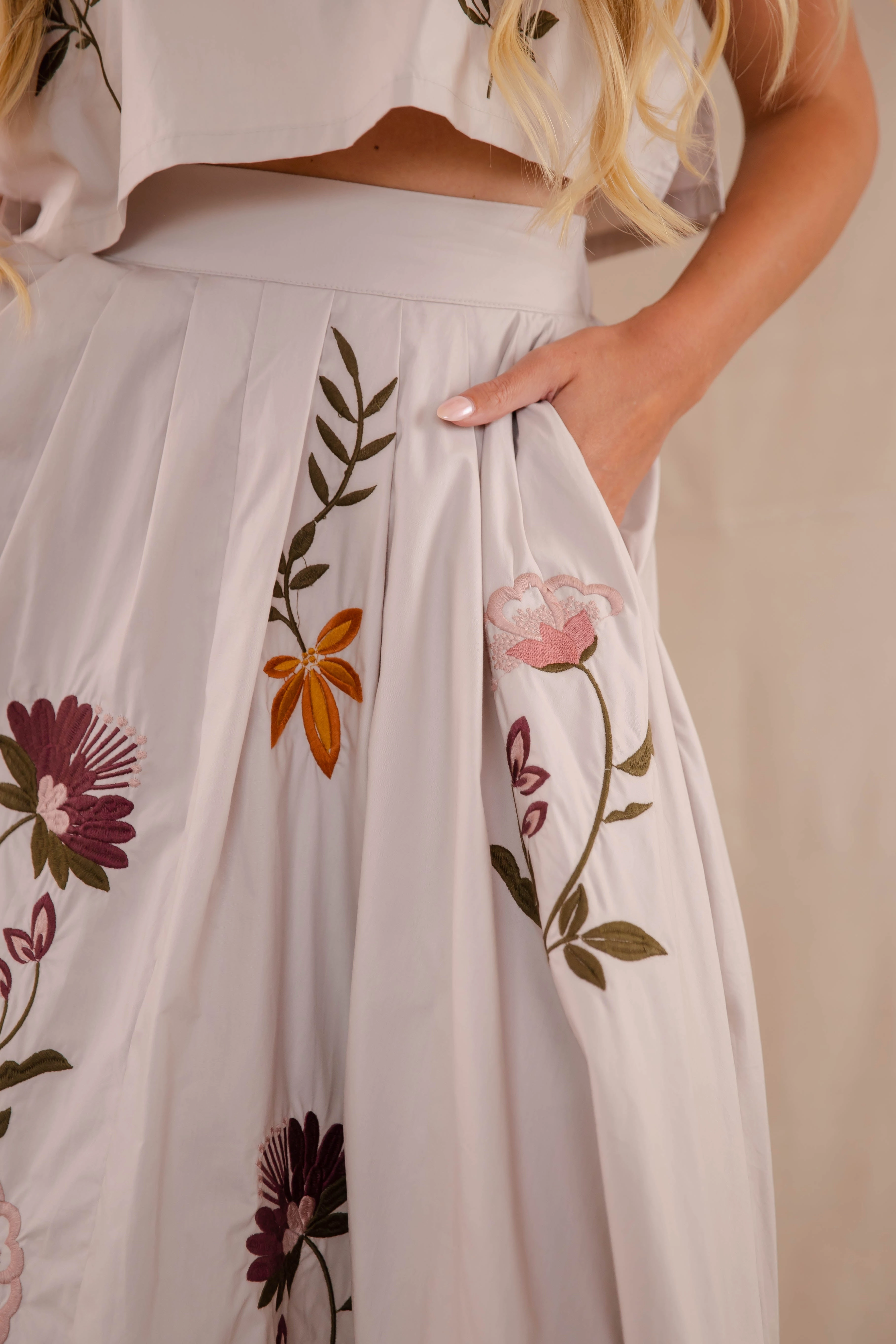 Comfort Flex Shape Retention Finding The Good Midi Skirt