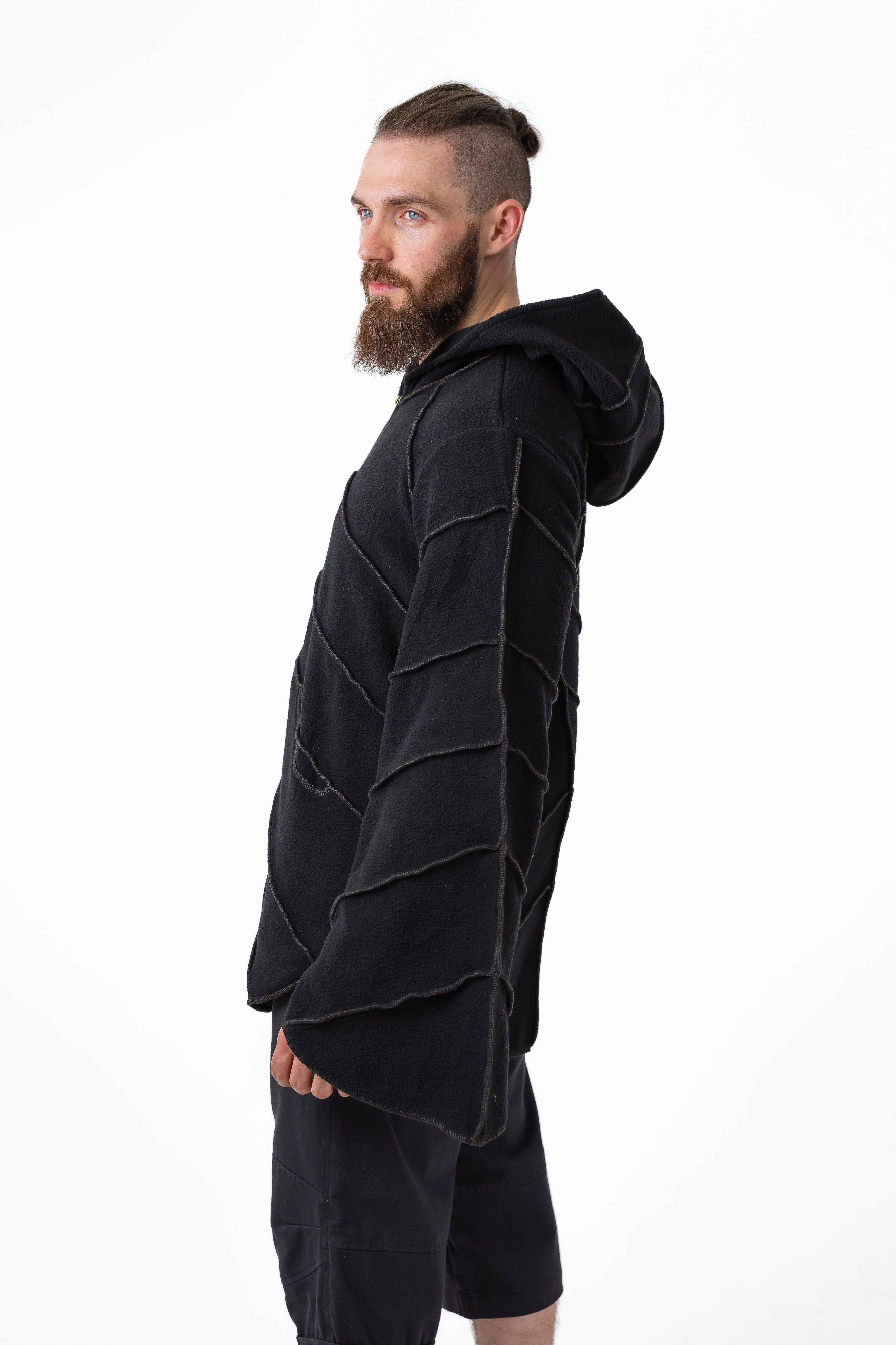 Leaf Fleece Tailored Cut Style