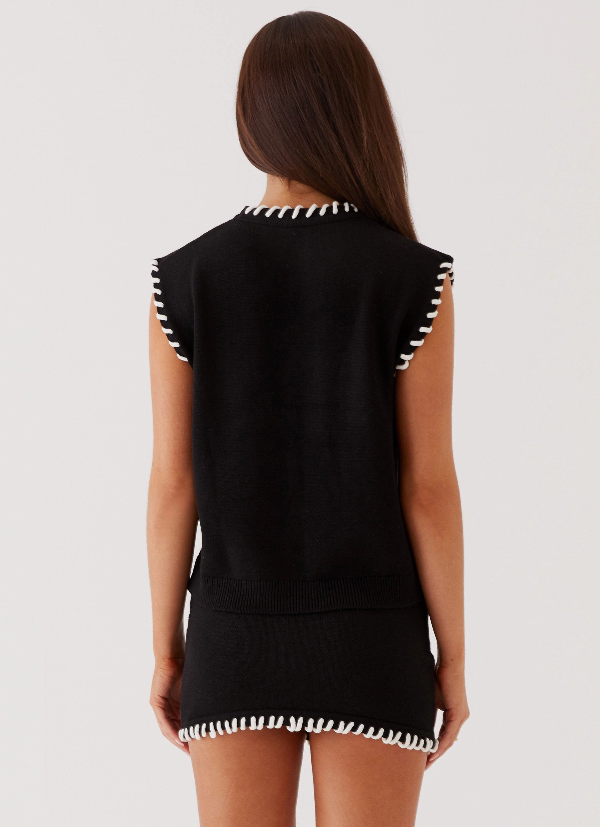 FadeResistantTreatment Let's Get Loud Knit Mini Skirt - Black