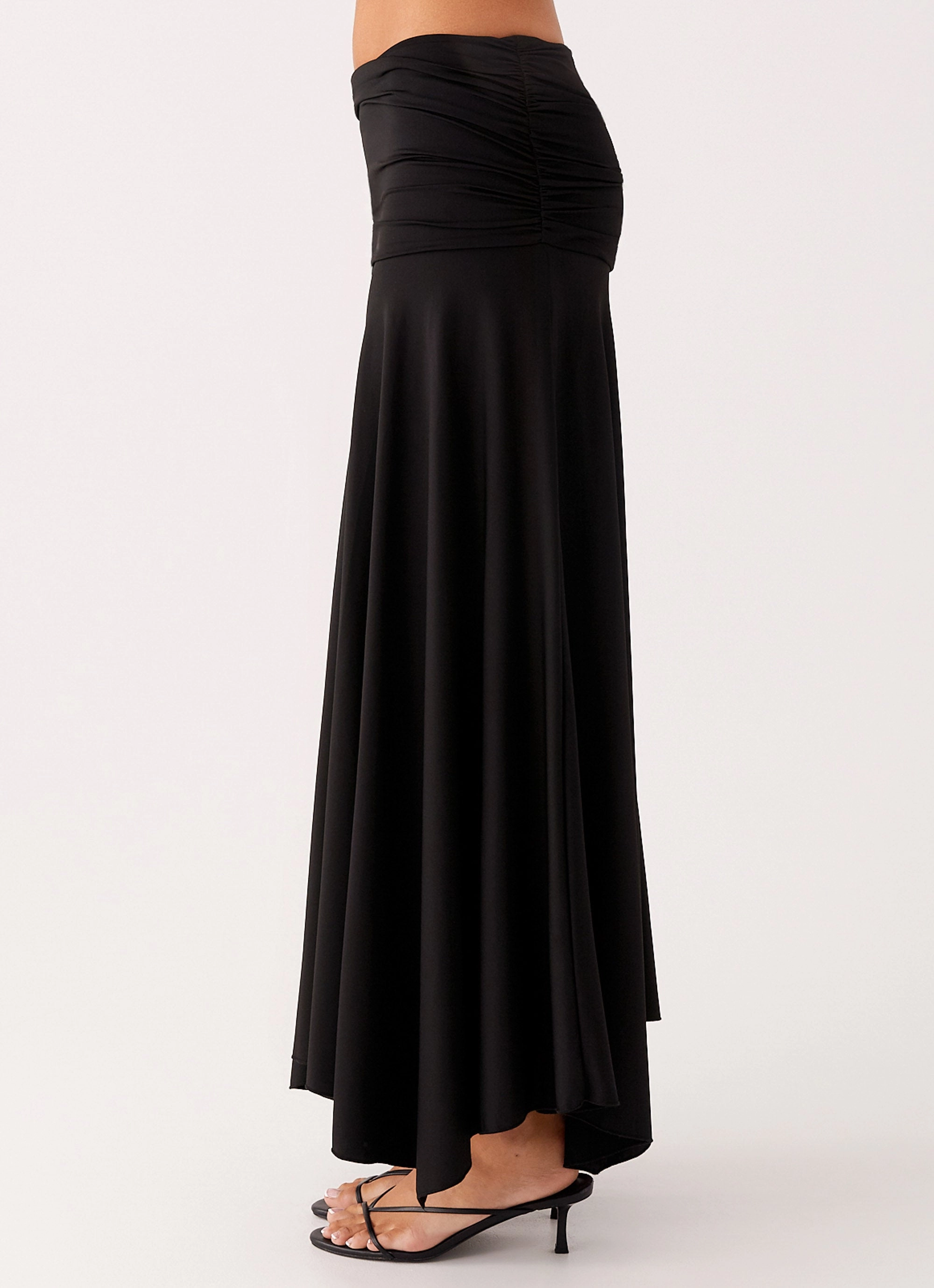 Versatile Design Liana Ruched Maxi Skirt - Black