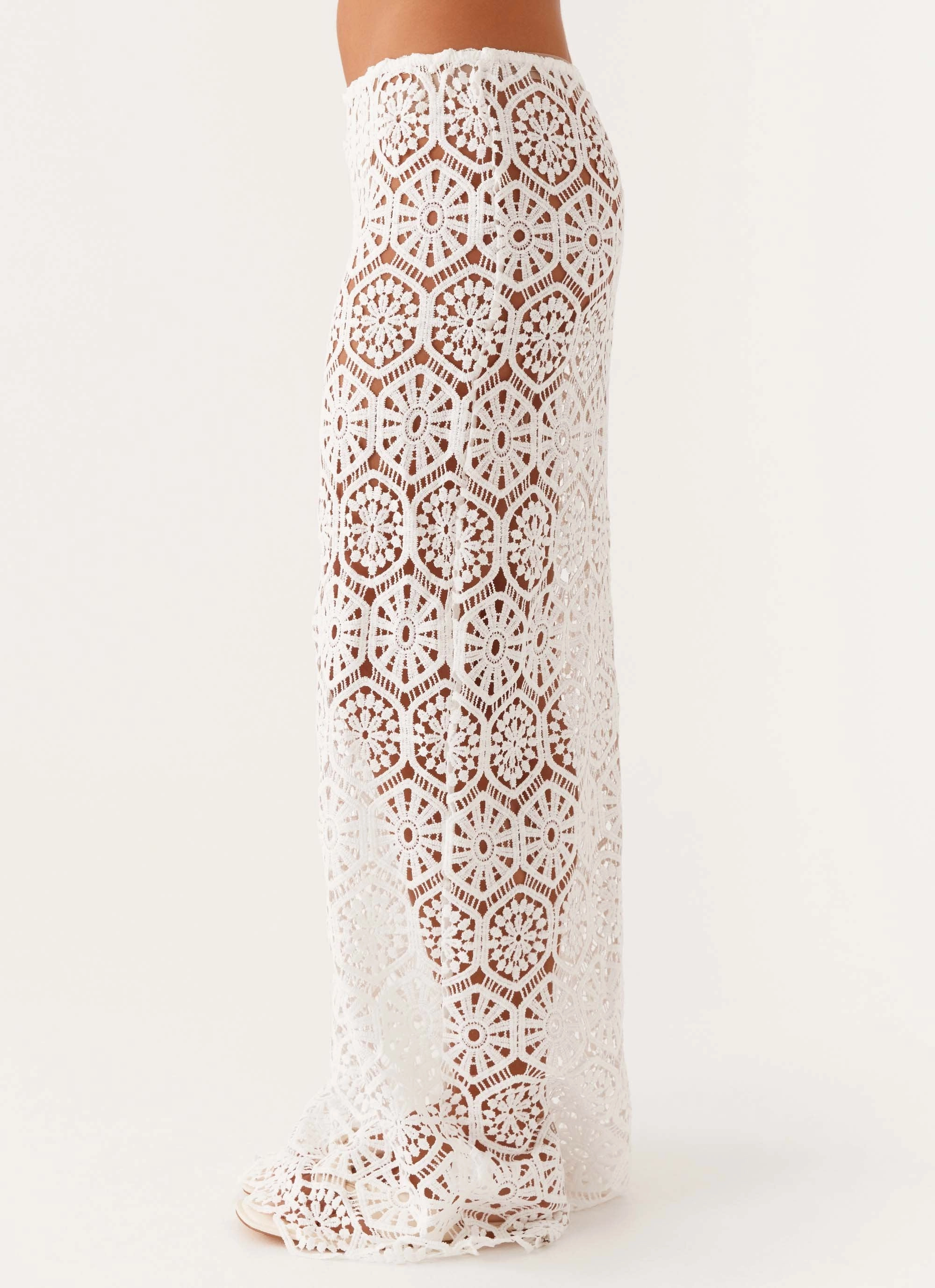 SnagFreeFabric Breathable Design Mika Low Rise Crochet Maxi Skirt - White