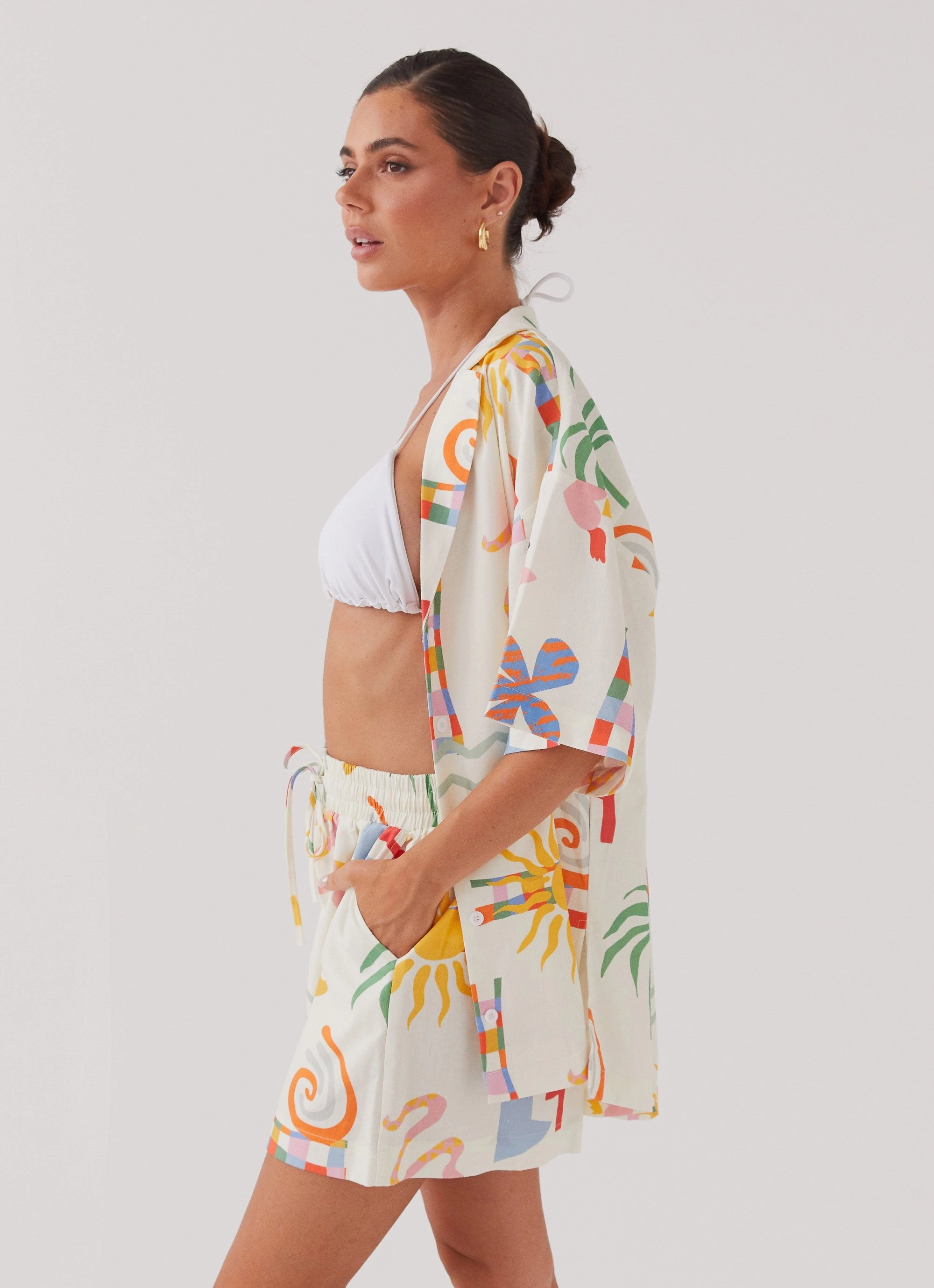 Tallulah Linen Shorts - Summer Palm Noise Reduced Fabric Wrinkle Free Texture