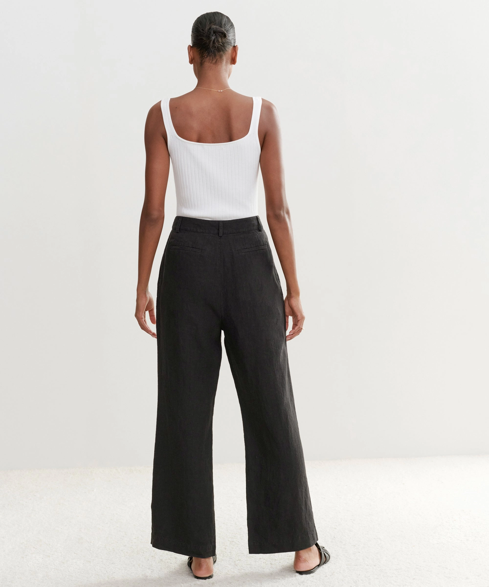 Distressed finish Relaxed Fit Linen Kyle Trouser