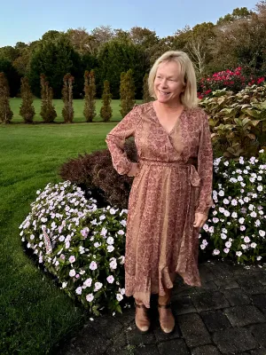 Long Sleeve Ruffle Detail Dress in Mauve