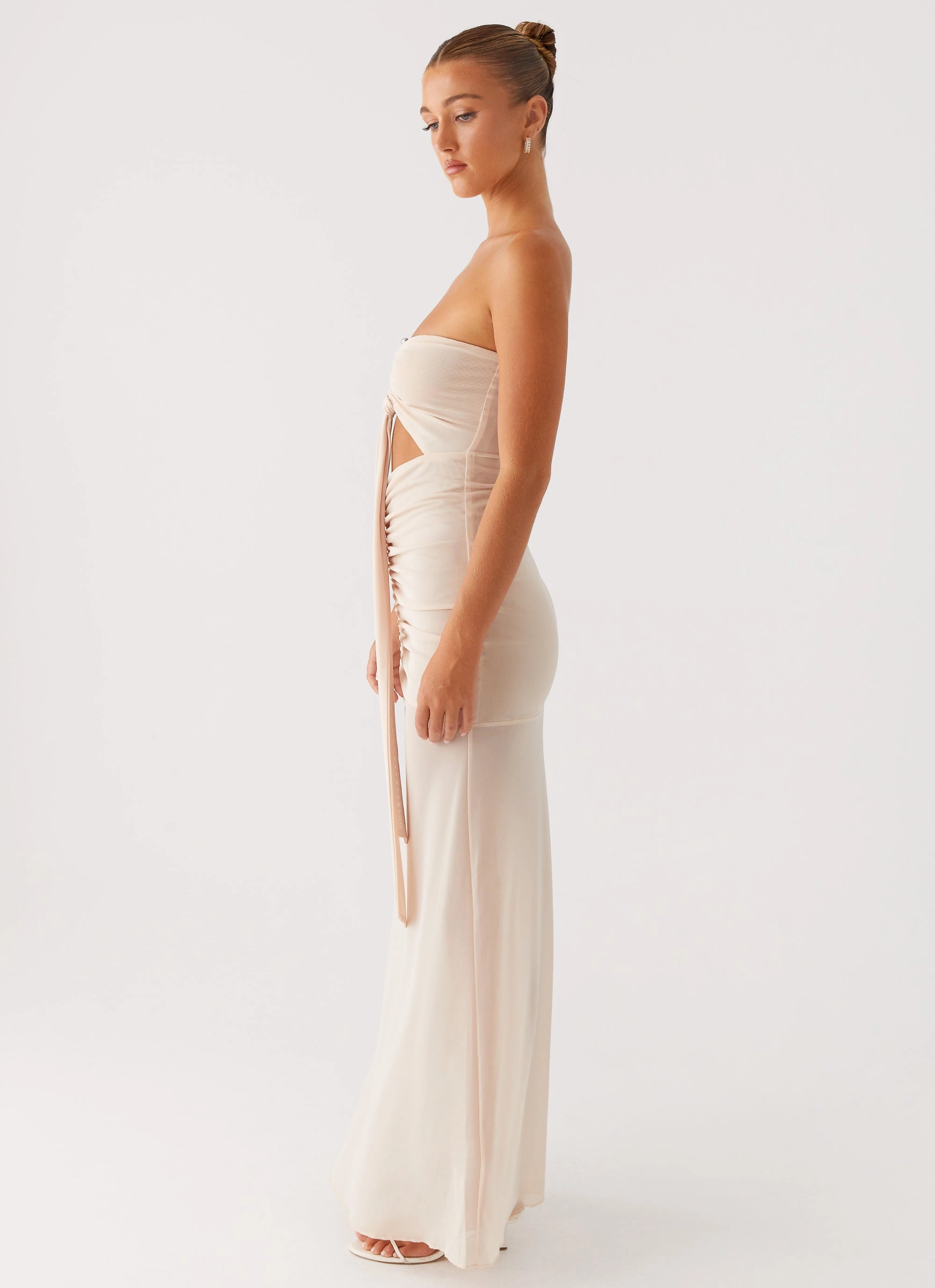 Lovie Maxi Dress - Beige Lightweight Layer Day-to-evening dress