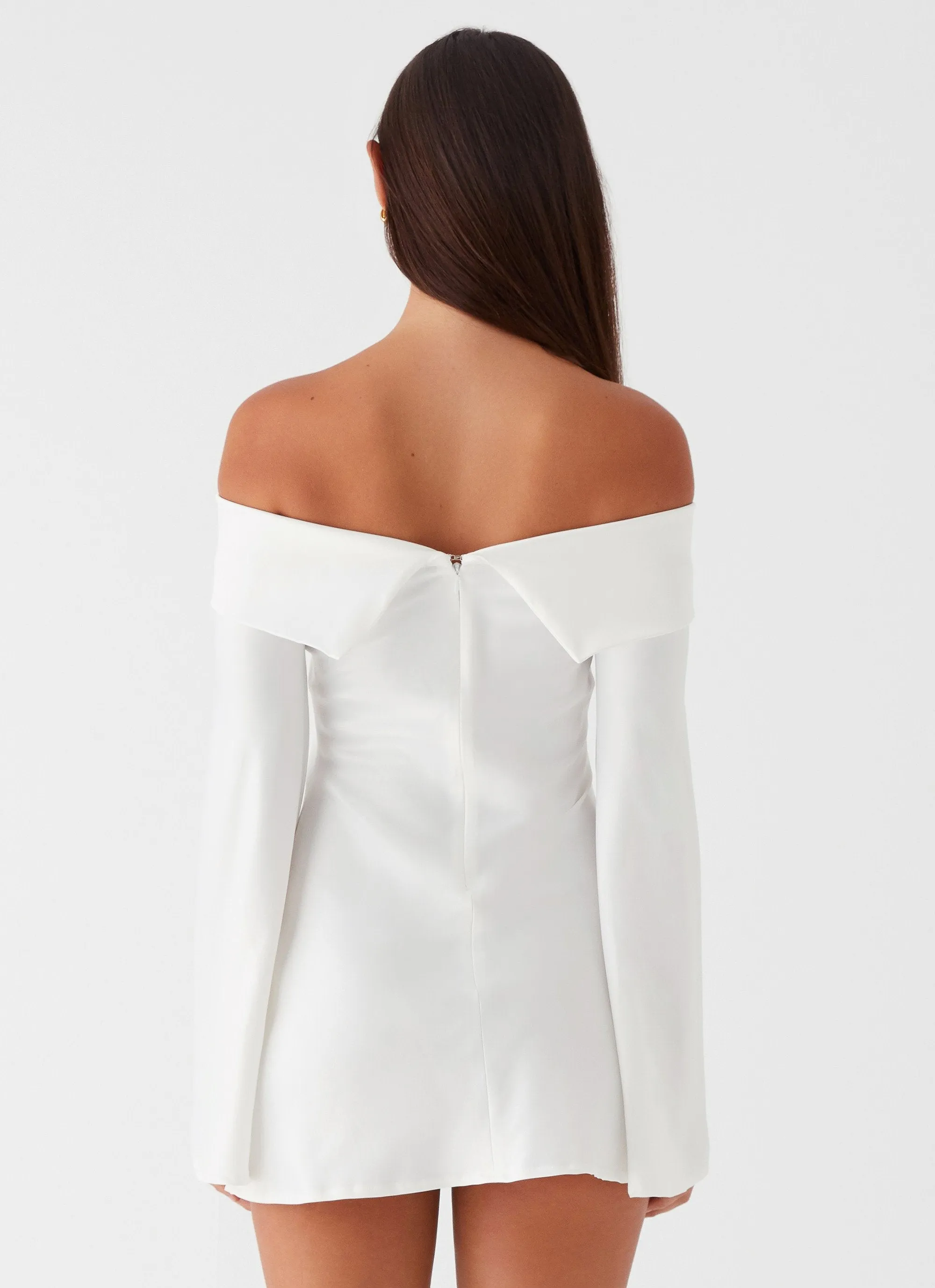 Lumina Long Sleeve Mini Dress - White Smooth Detail Luxe Appeal