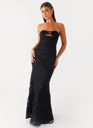 Lunar Maxi Dress - Black Fashion Forward countryside