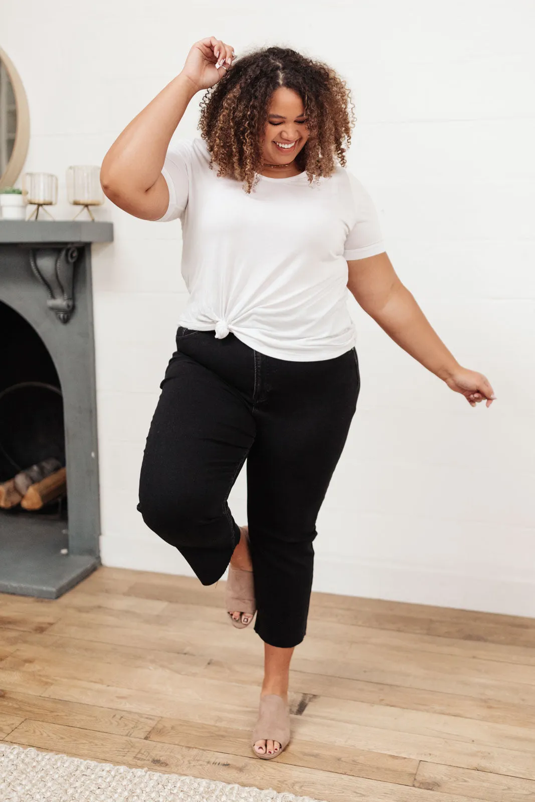 Manchester High Rise Mom Jeans In Black