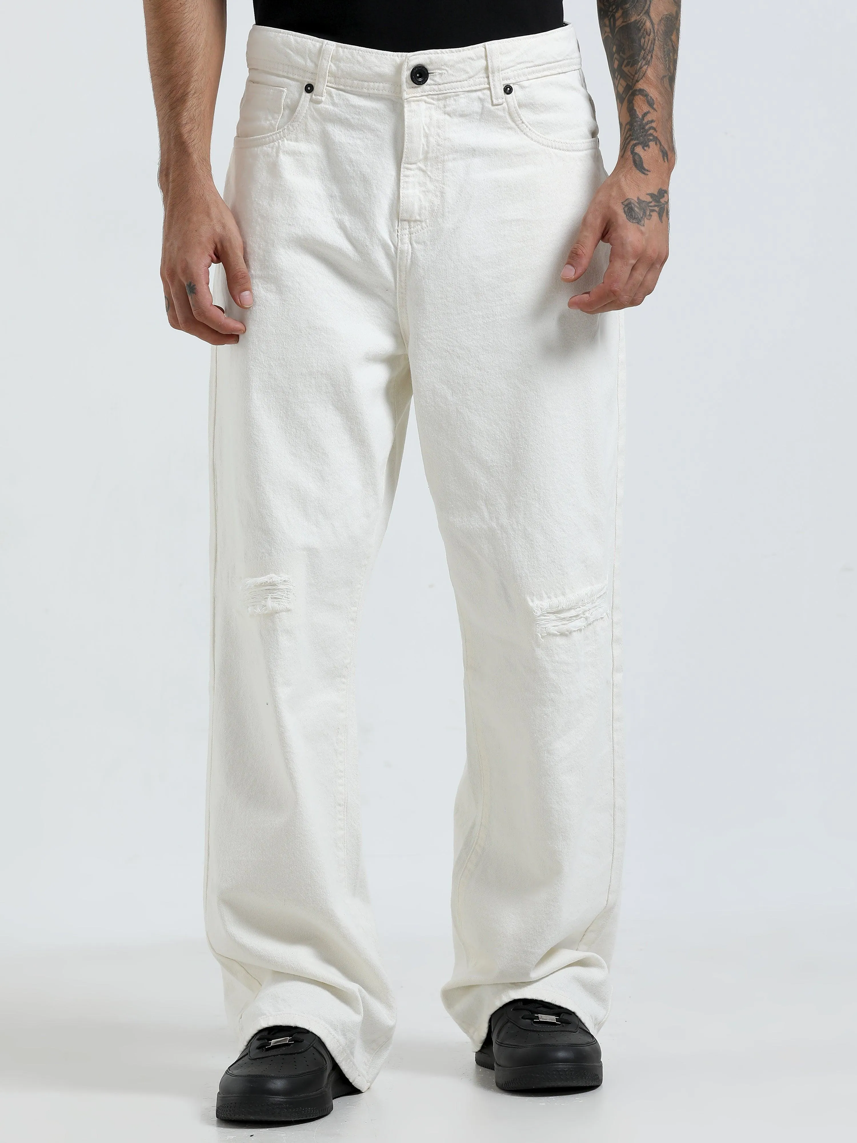 Mara Loose Fit Jeans - White Patch