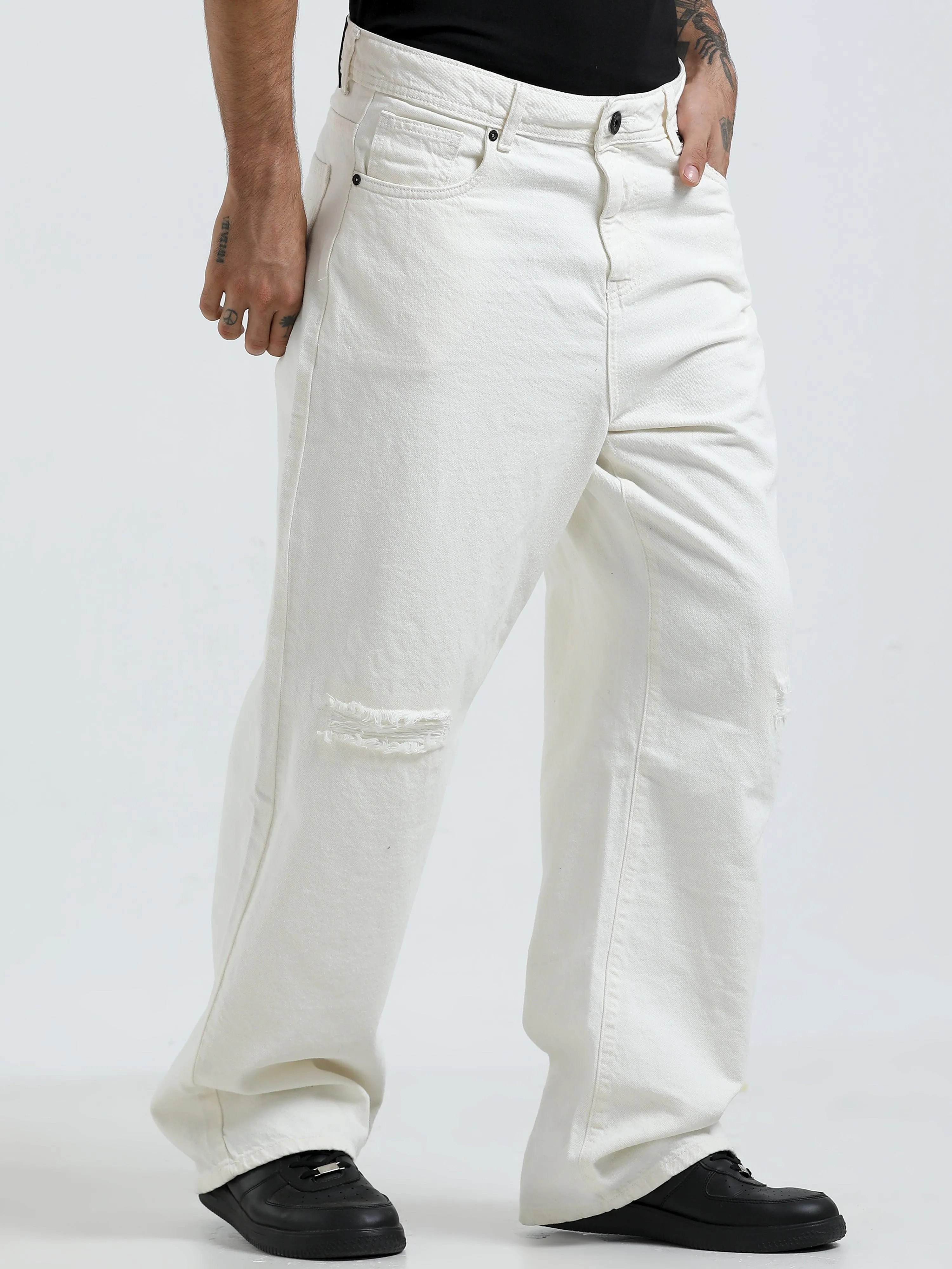 Mara Loose Fit Jeans - White Patch