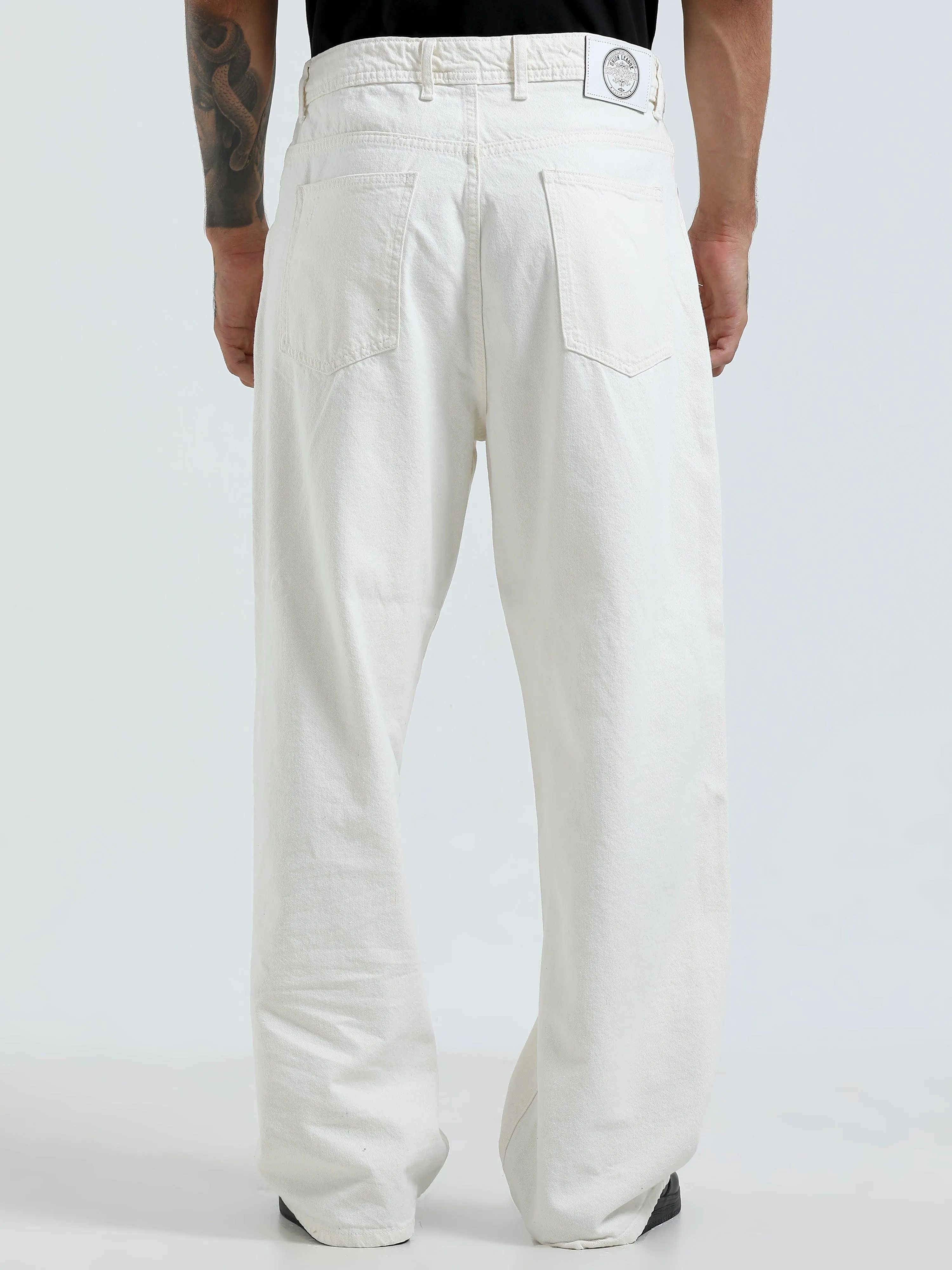 Mara Loose Fit Jeans - White Patch