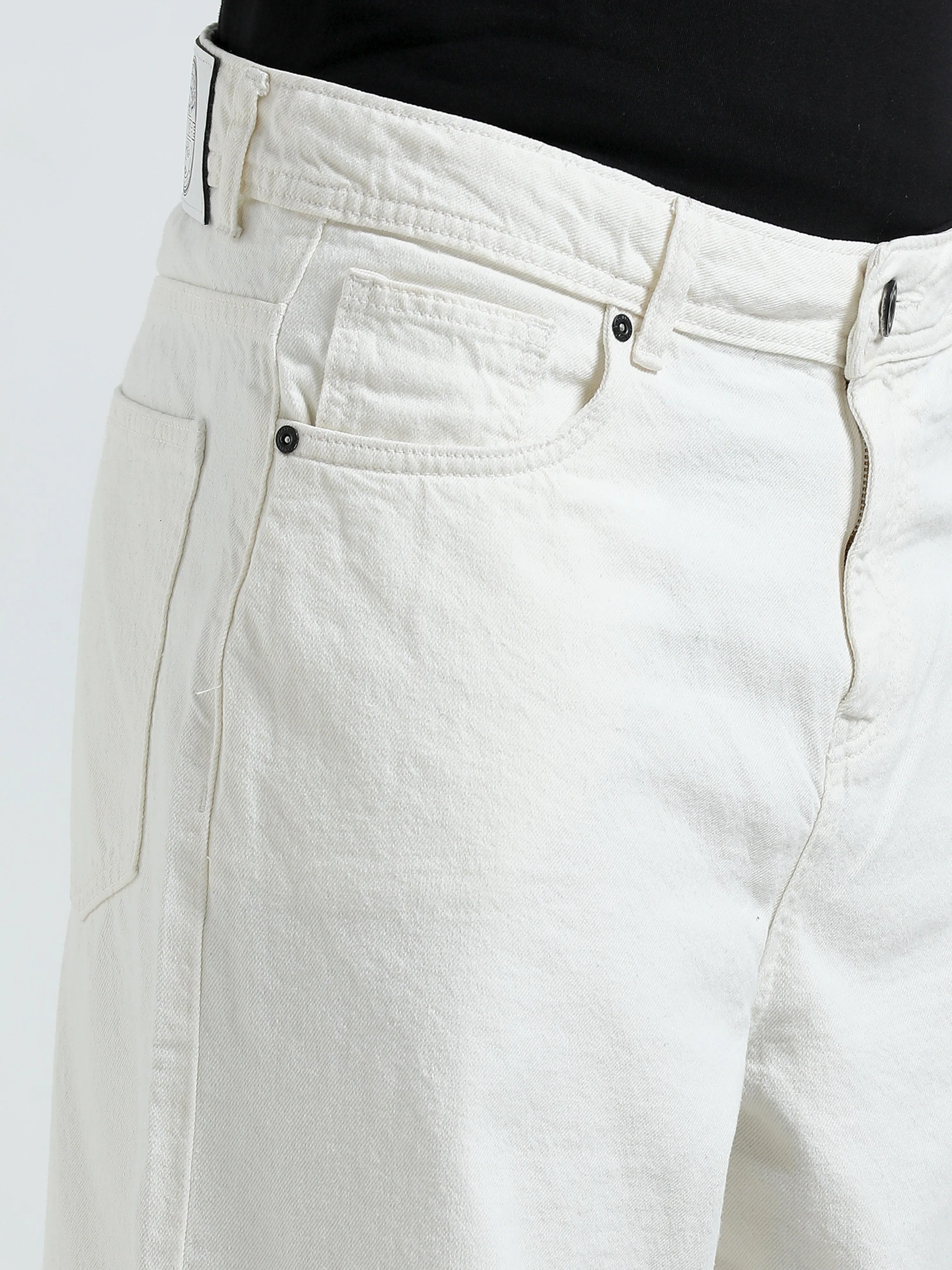Mara Loose Fit Jeans - White Patch