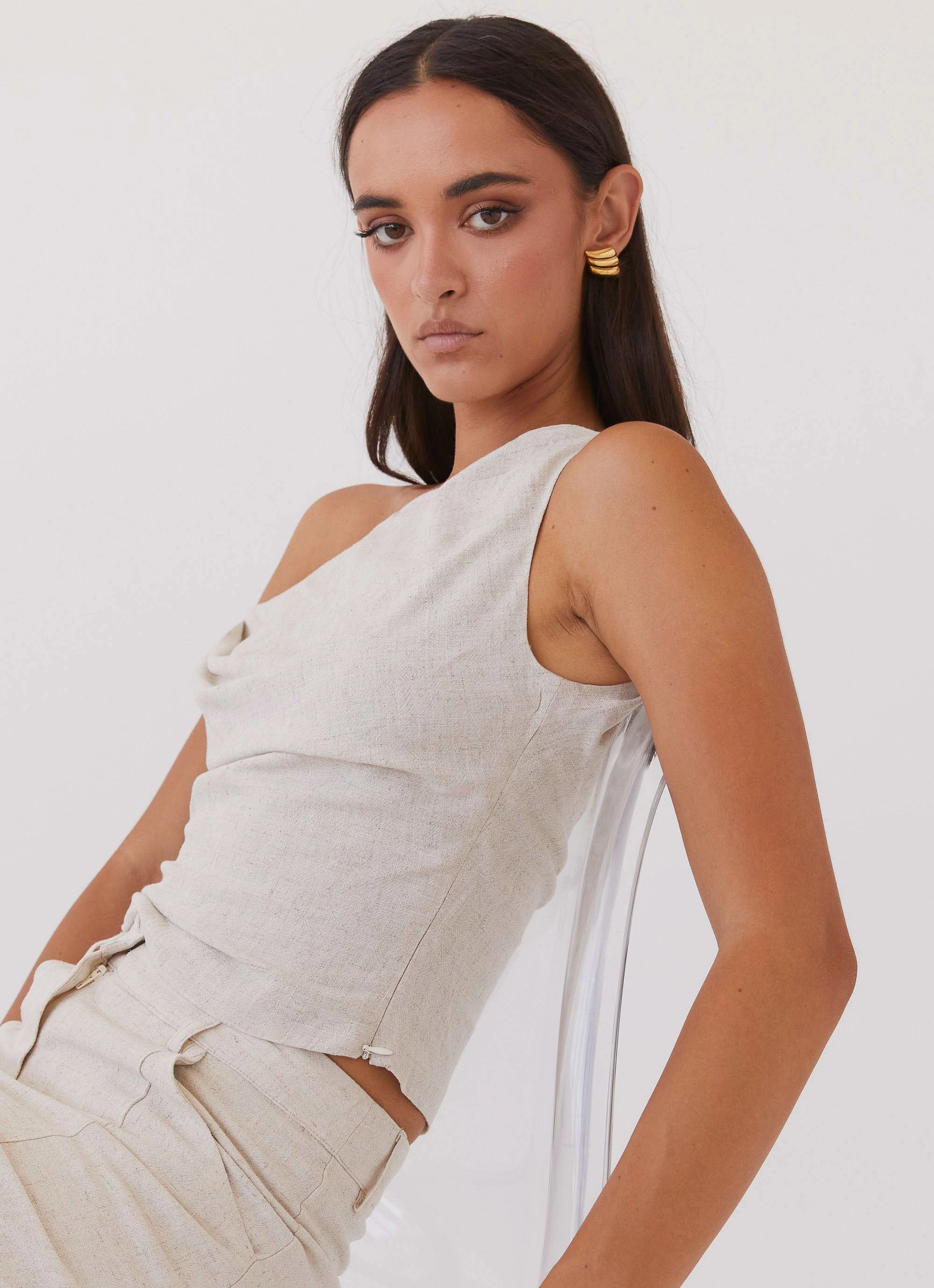 Marissa Linen One Shoulder Top - Oatmeal Ribbed collar