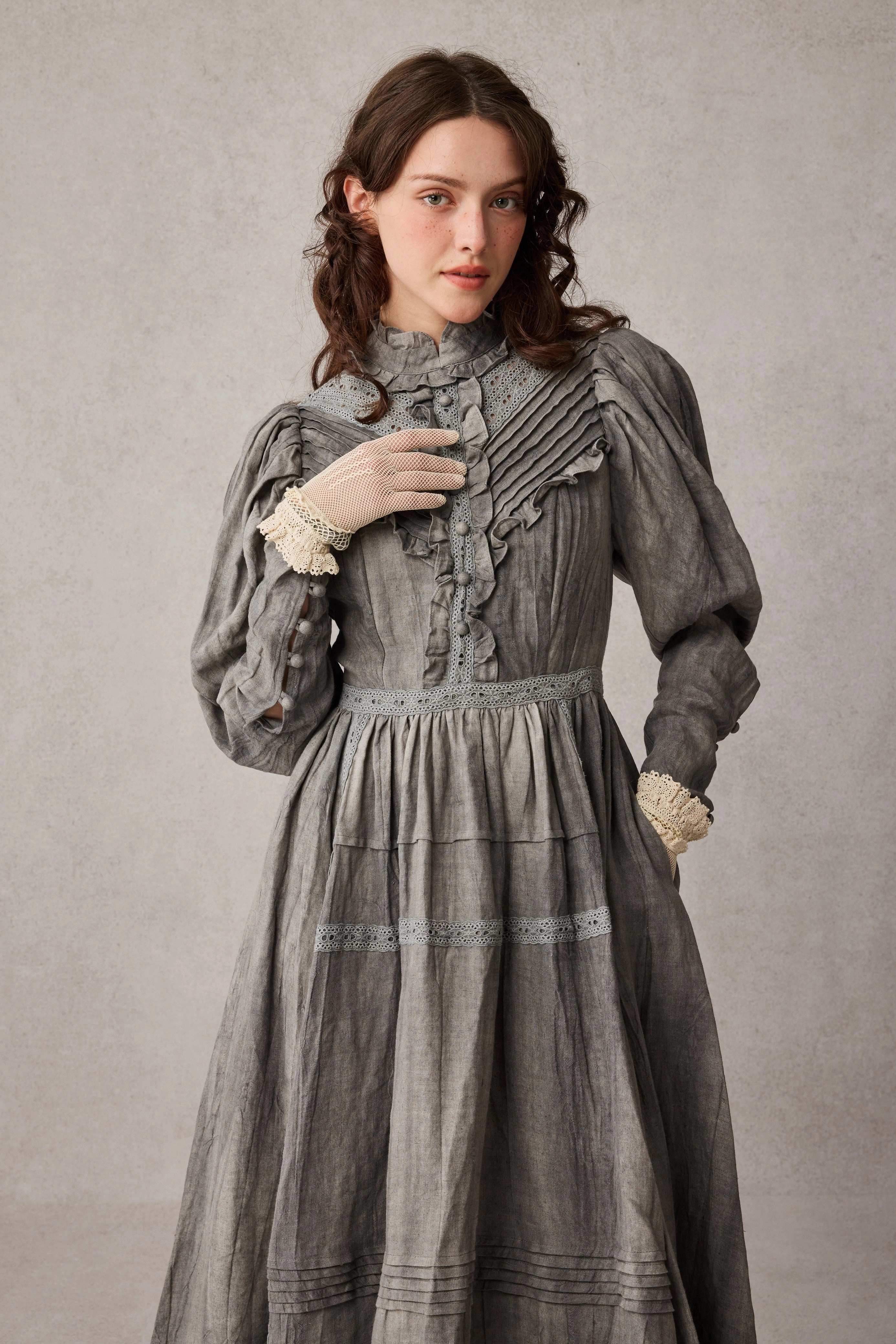 MARY 18 | VINTAGE LINEN DRESS GOWN preshrunk TearResistantWeave