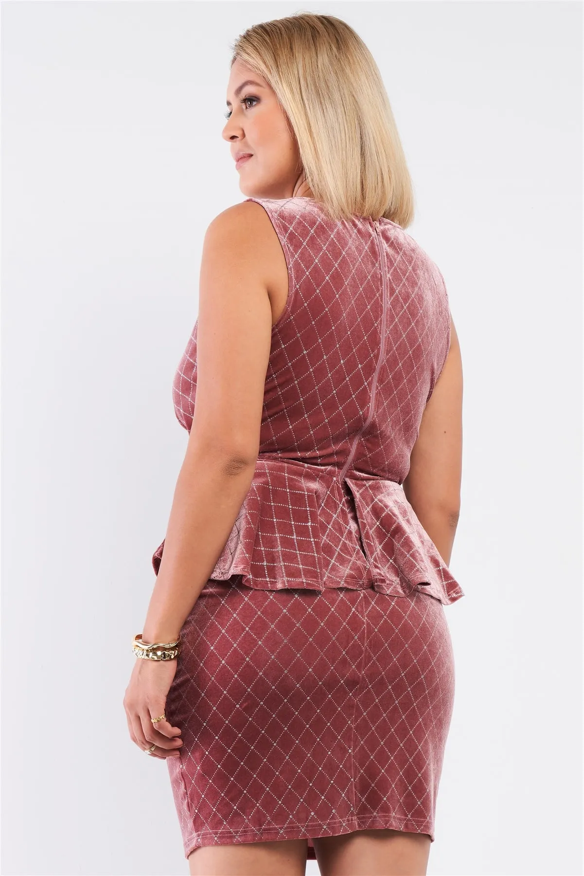 Mauve Quilted Glitter Print Sleeveless V-neck Flare Hem Fitted Mini Dress
