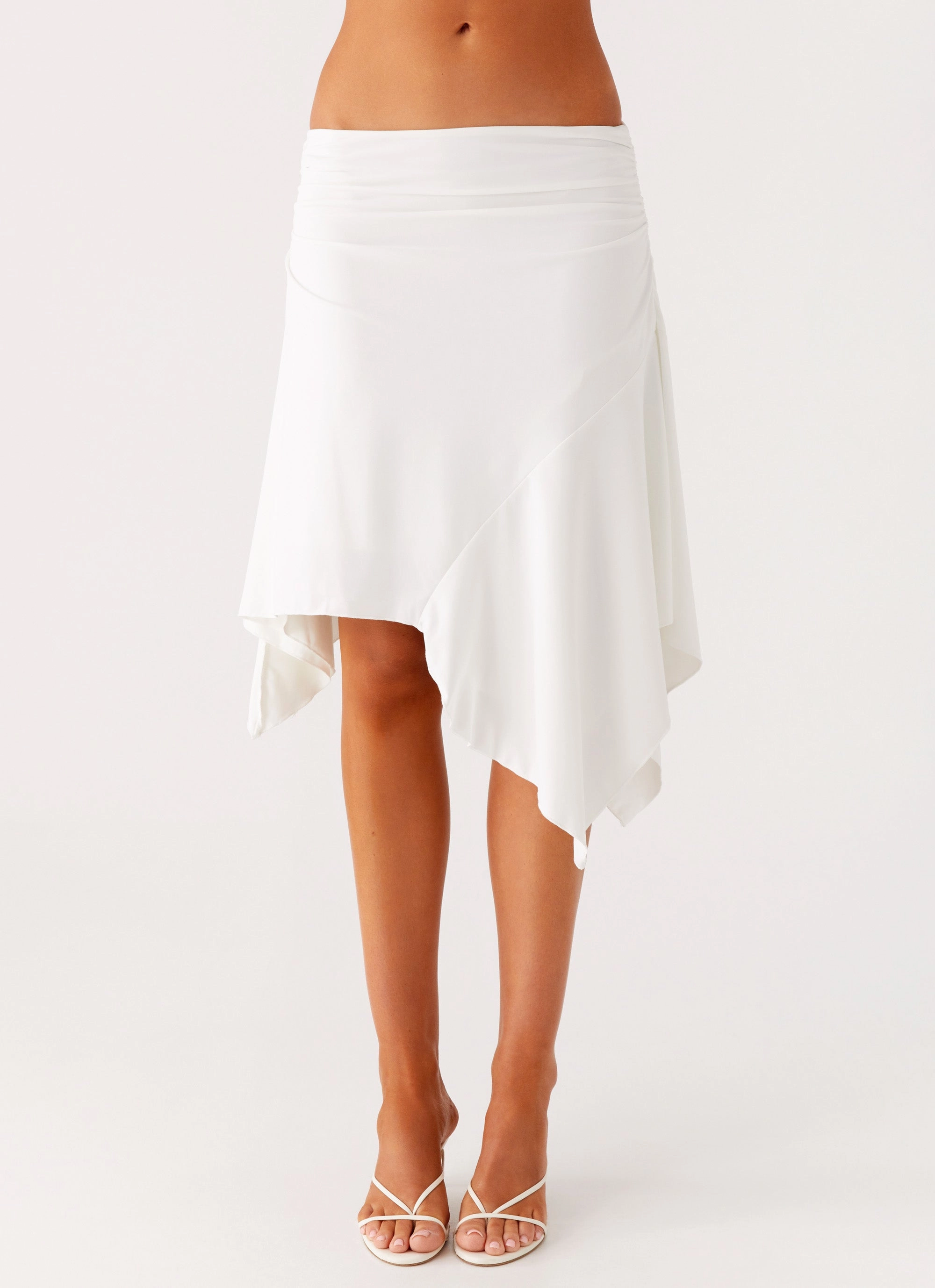 Comfortable Design Maxina Asymmetrical Midi Skirt - White