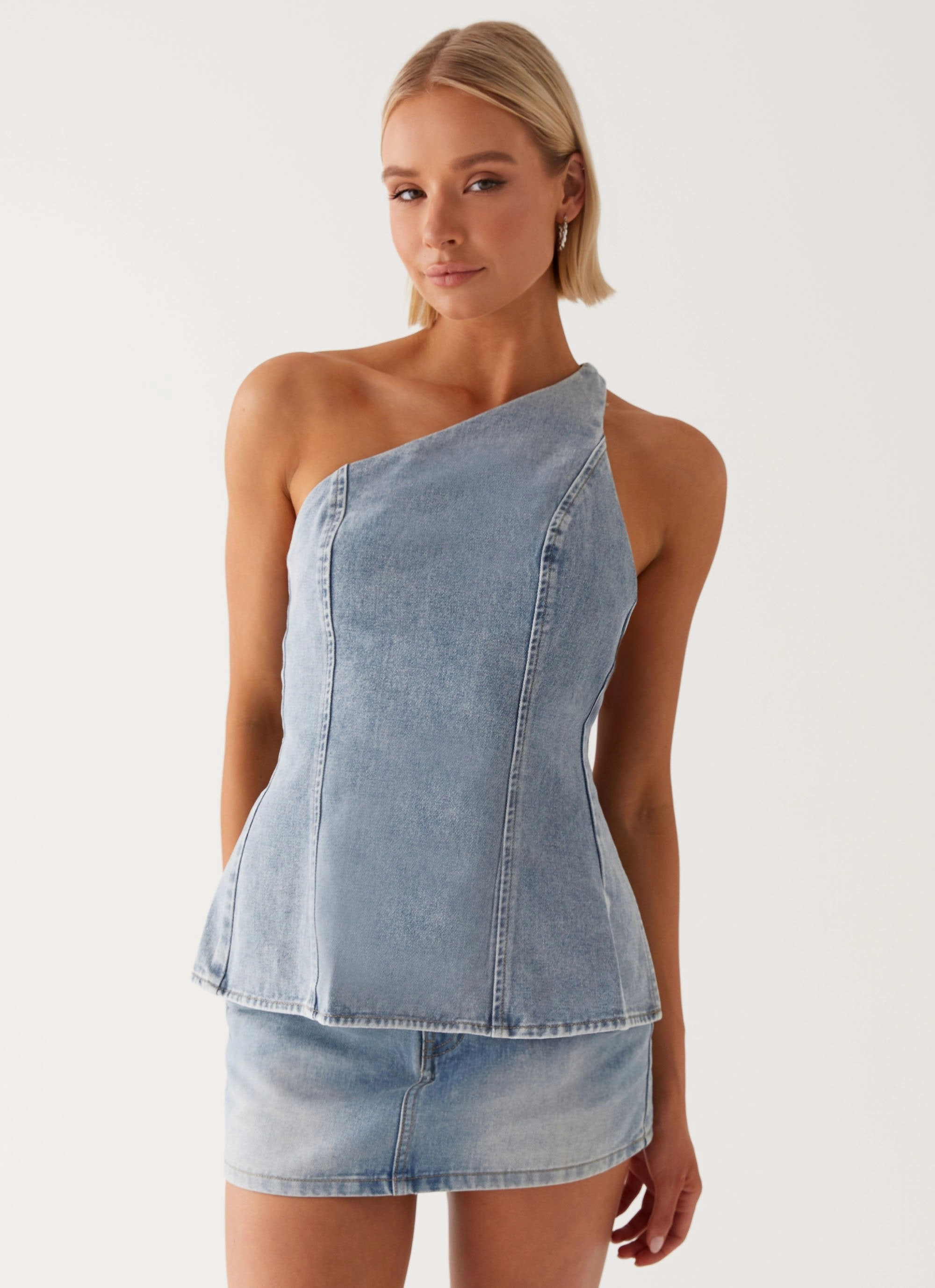 Dynamic Motion High Rise Design Maysa Low Rise Mini Skirt - Blue
