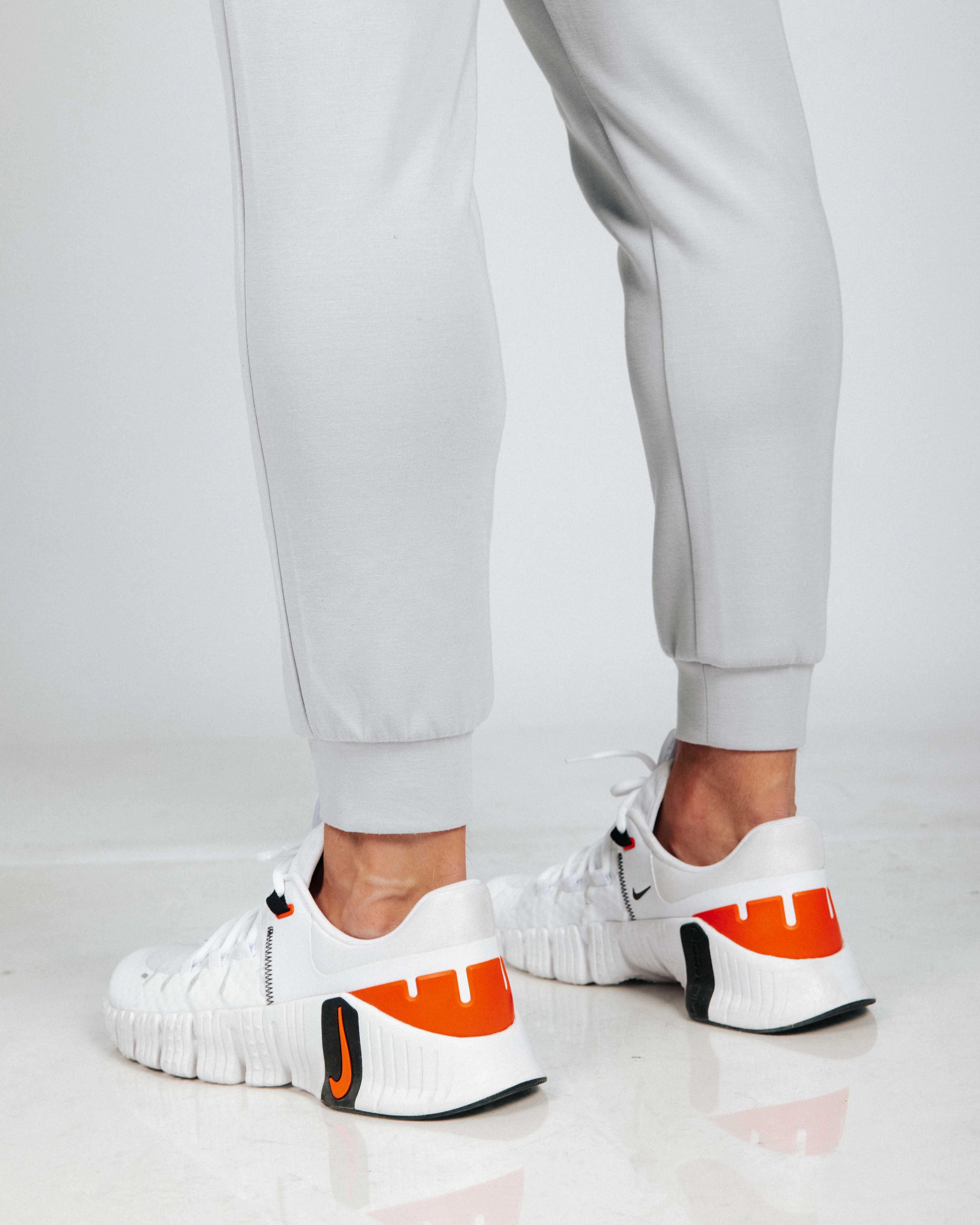 Comfortable Look Wear StainResistantCoating Men's Light Gray Recovery Joggers
