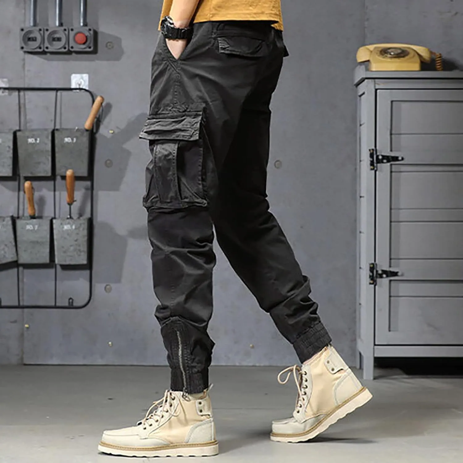 Mens Workout Cargo Sweatpants Heavy Weight Cotton Fleece Sweatpants Open Bottom Elastic Waist Drawstring with Pockets
