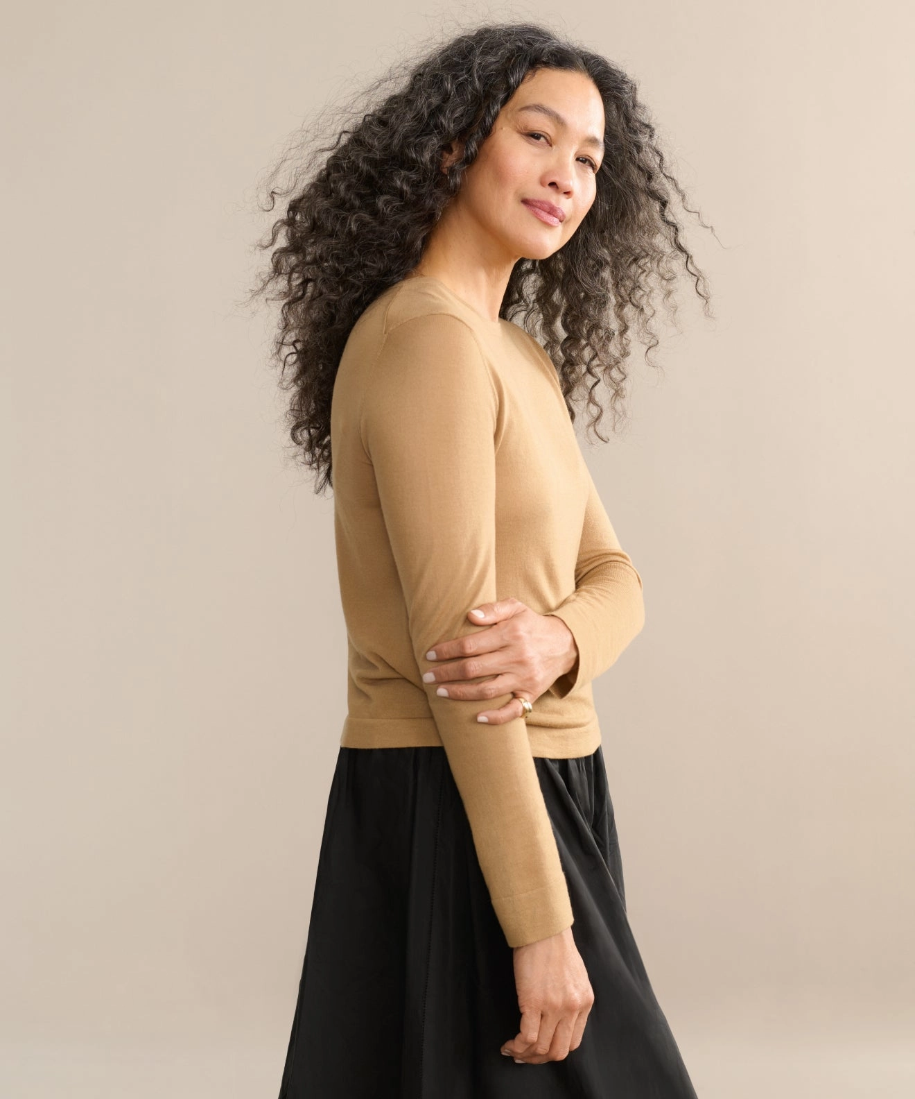 HiddenPocket Lightweight Weave Material Mercer Crewneck