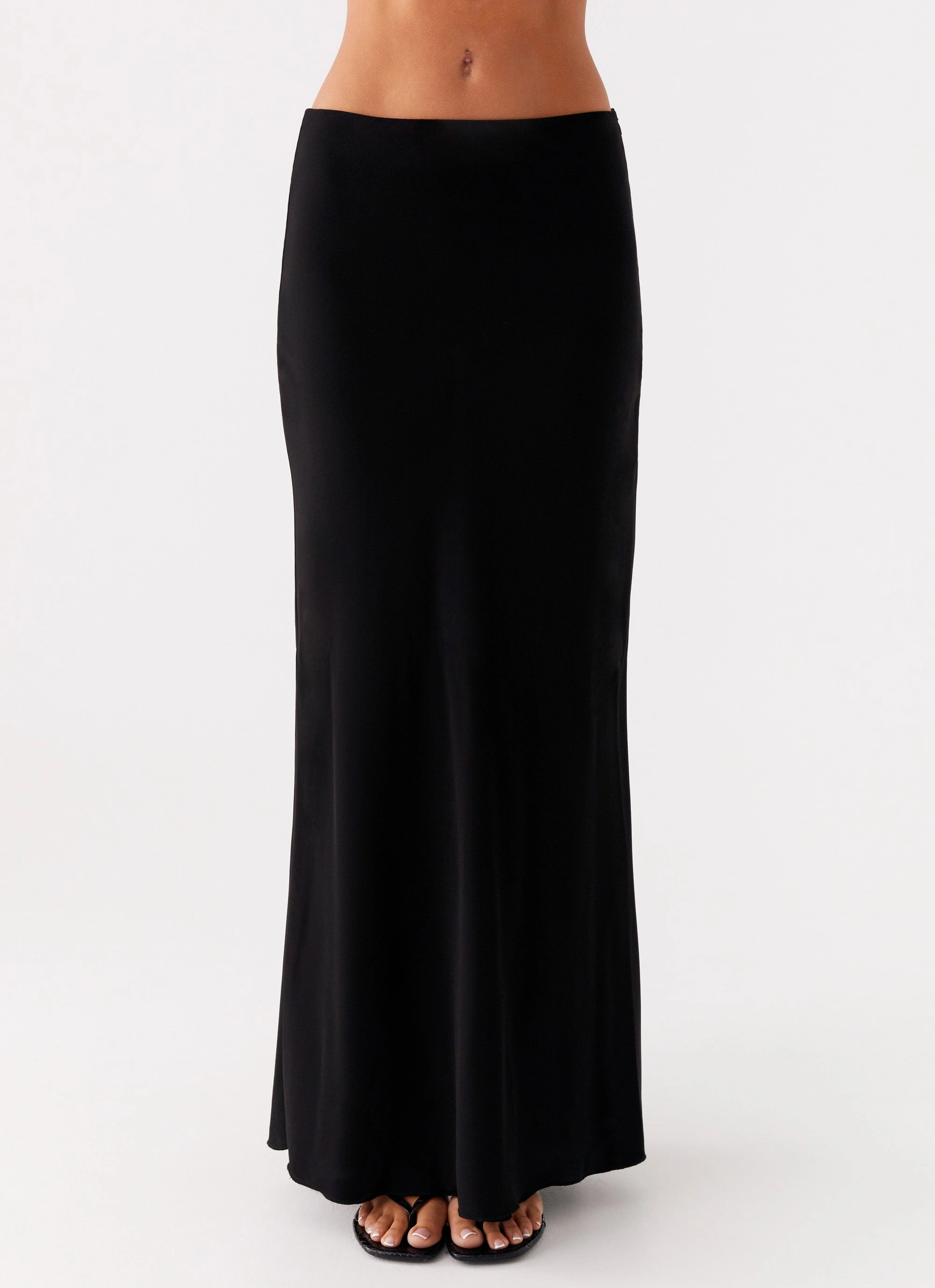 Michaella Chiffon Maxi Skirt - Black Movement Support Everyday Must-have