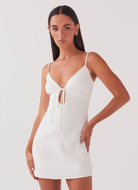 Earth Colors Flattering Shape Look Flora Linen Mini Dress - White