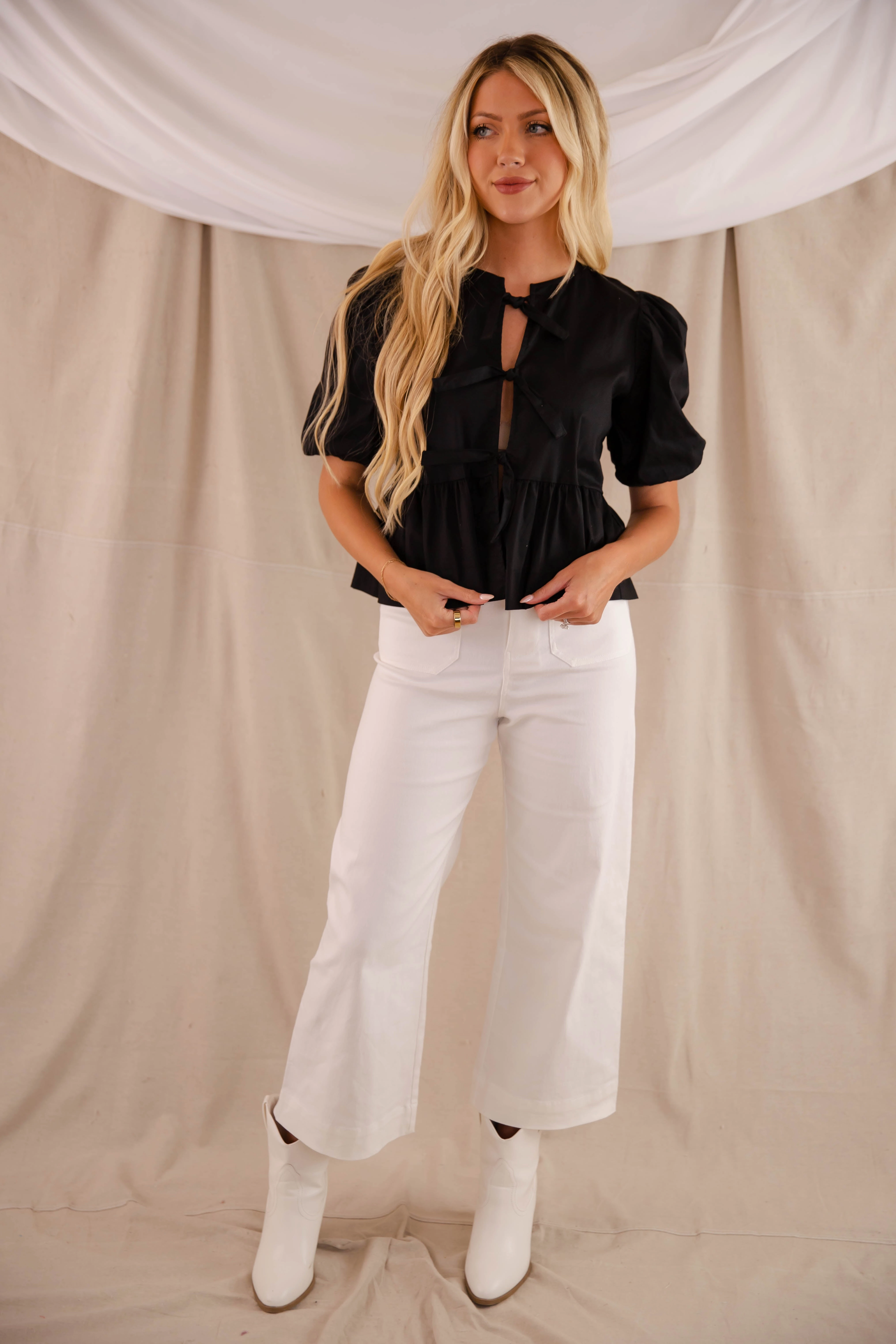 VentilatedArmholes FrictionReducing Just My Type Blouse-Black