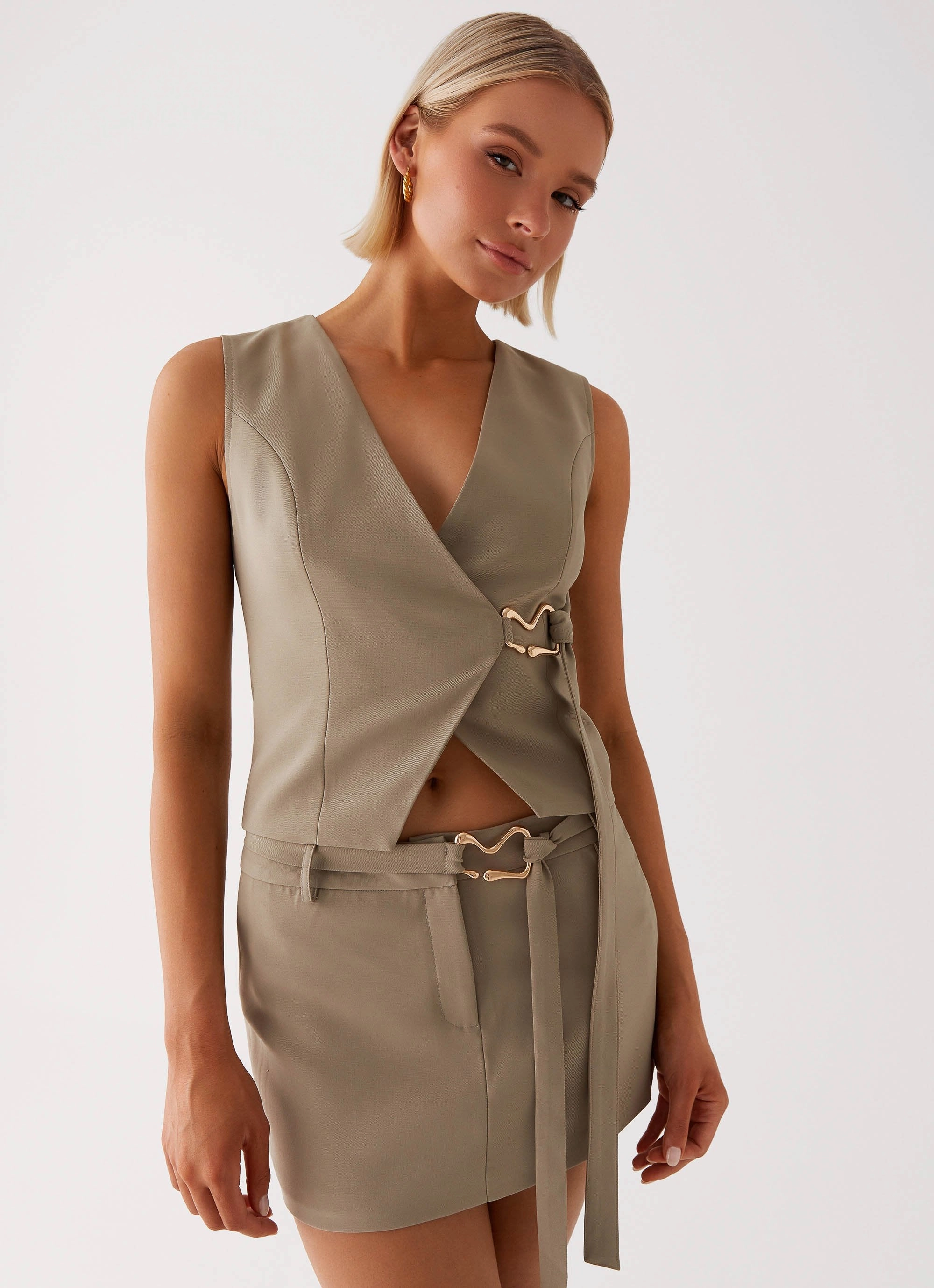 AdjustableHemCuffs Architectural Tailoring Mira Vest Top - Khaki