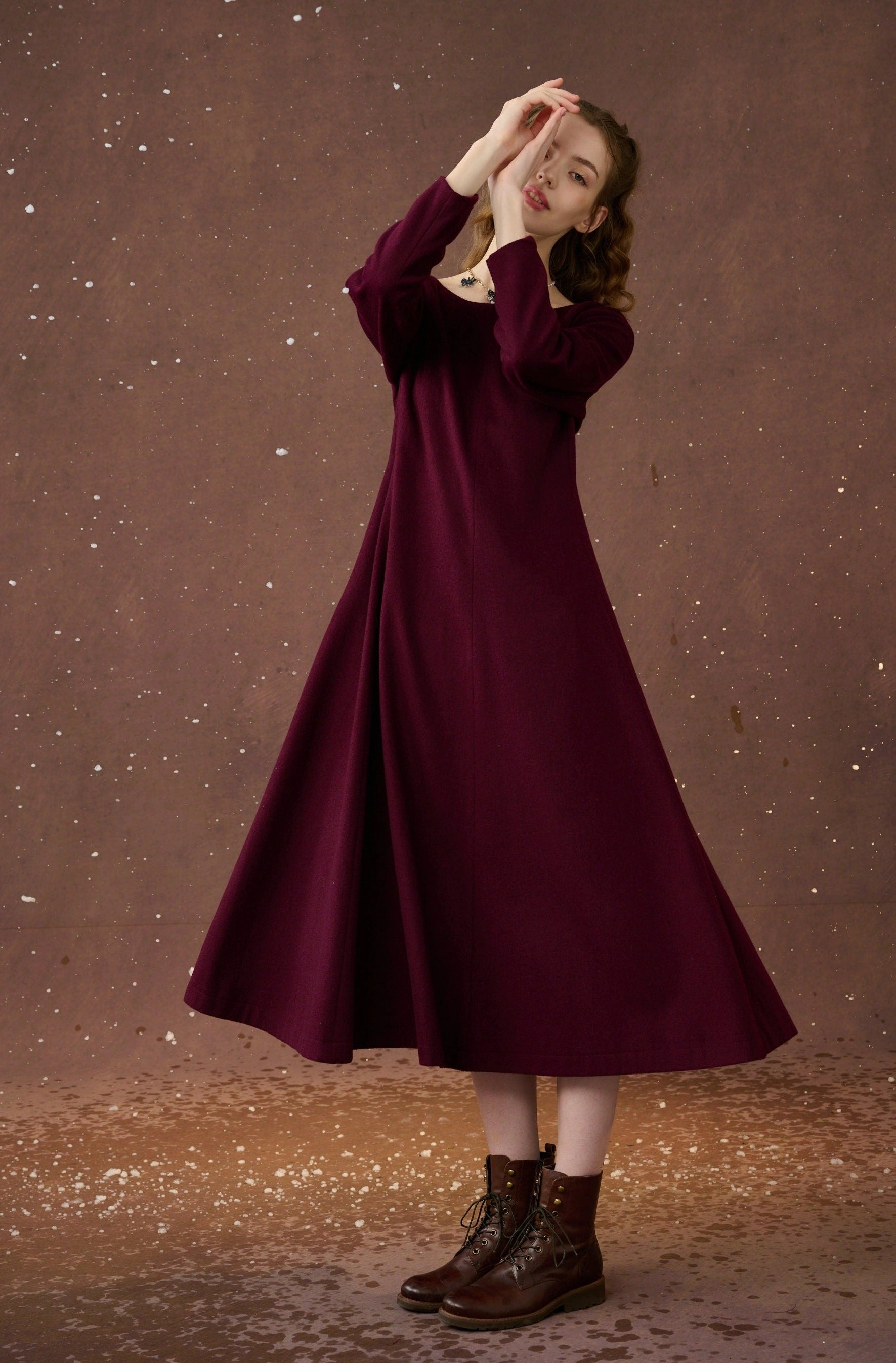Mistletoe 17 | Vintage wool dress in Purple Lightweight Design Rubberized Hem