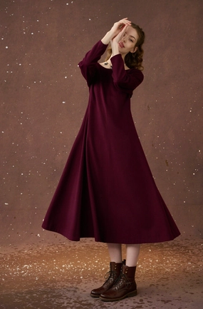No Chafe Mistletoe 17 | Vintage wool dress in Purple