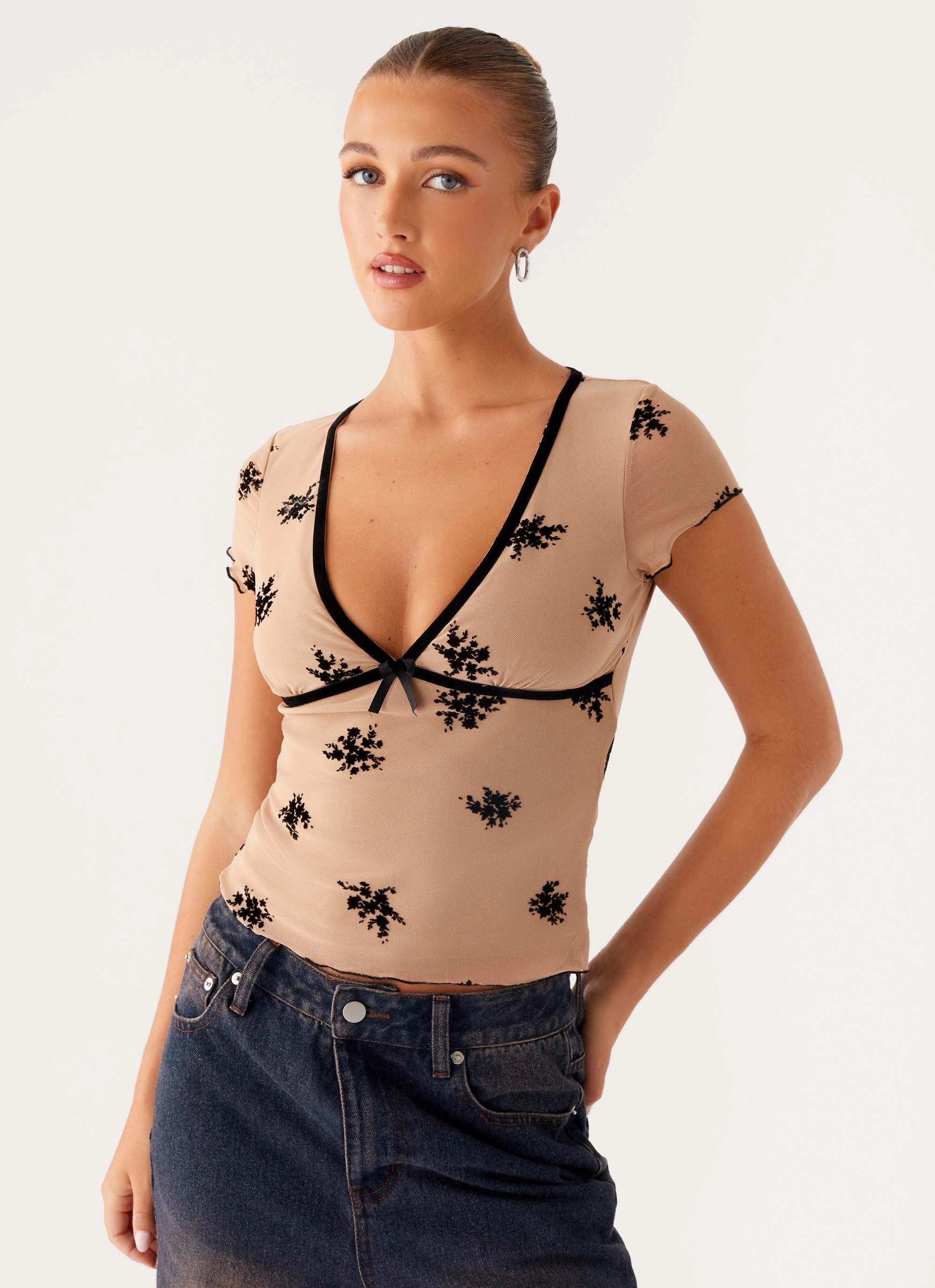 Contrast Stitch Detailing LowImpact Manufacturing Rocca Top - Nude
