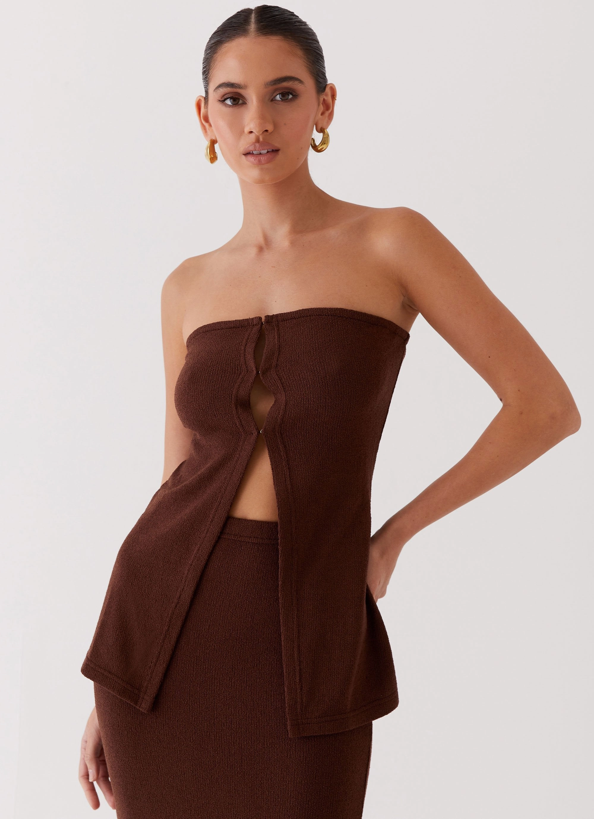 ThermalRegulating Fabric Contrast Stitch Accent Delicate Lady Knit Top - Chocolate