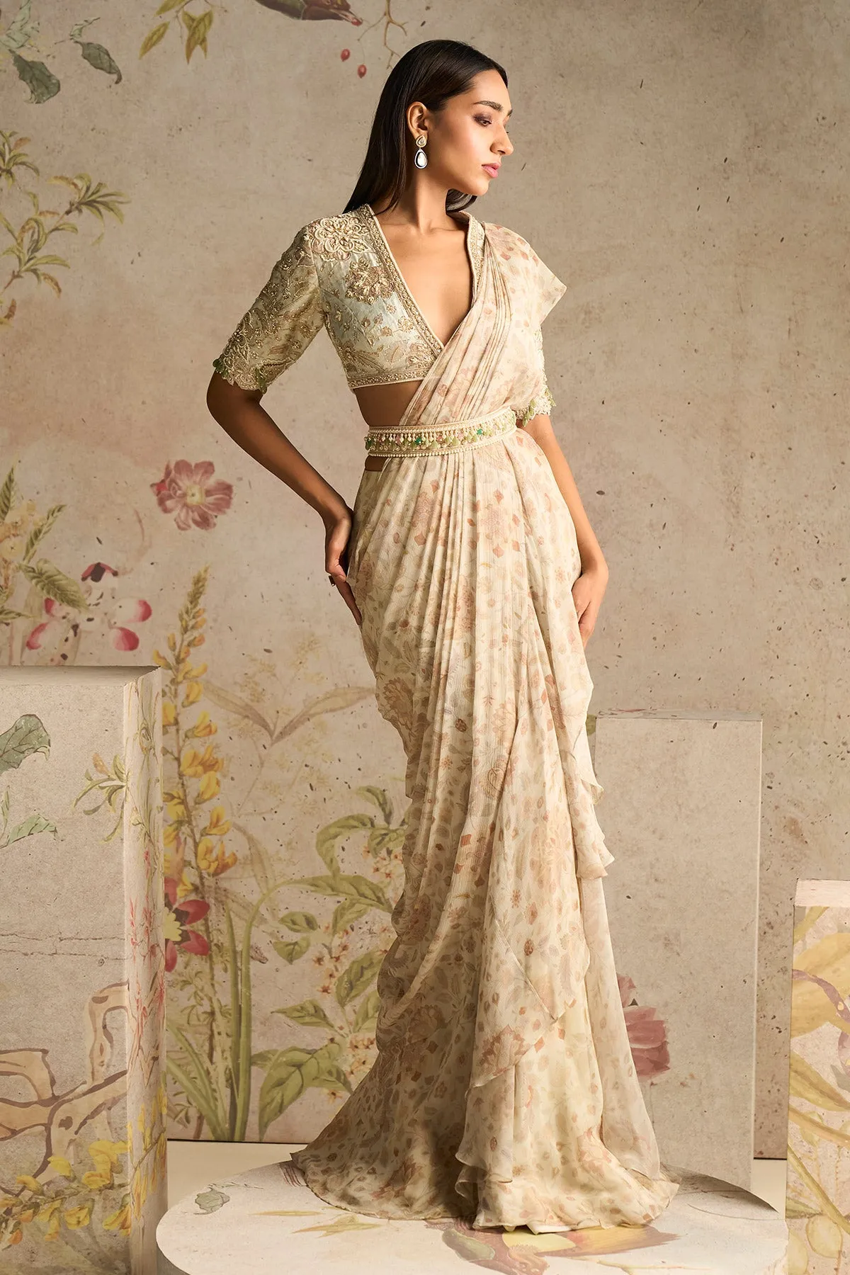 Mrunal Thakur In Flamboyance
