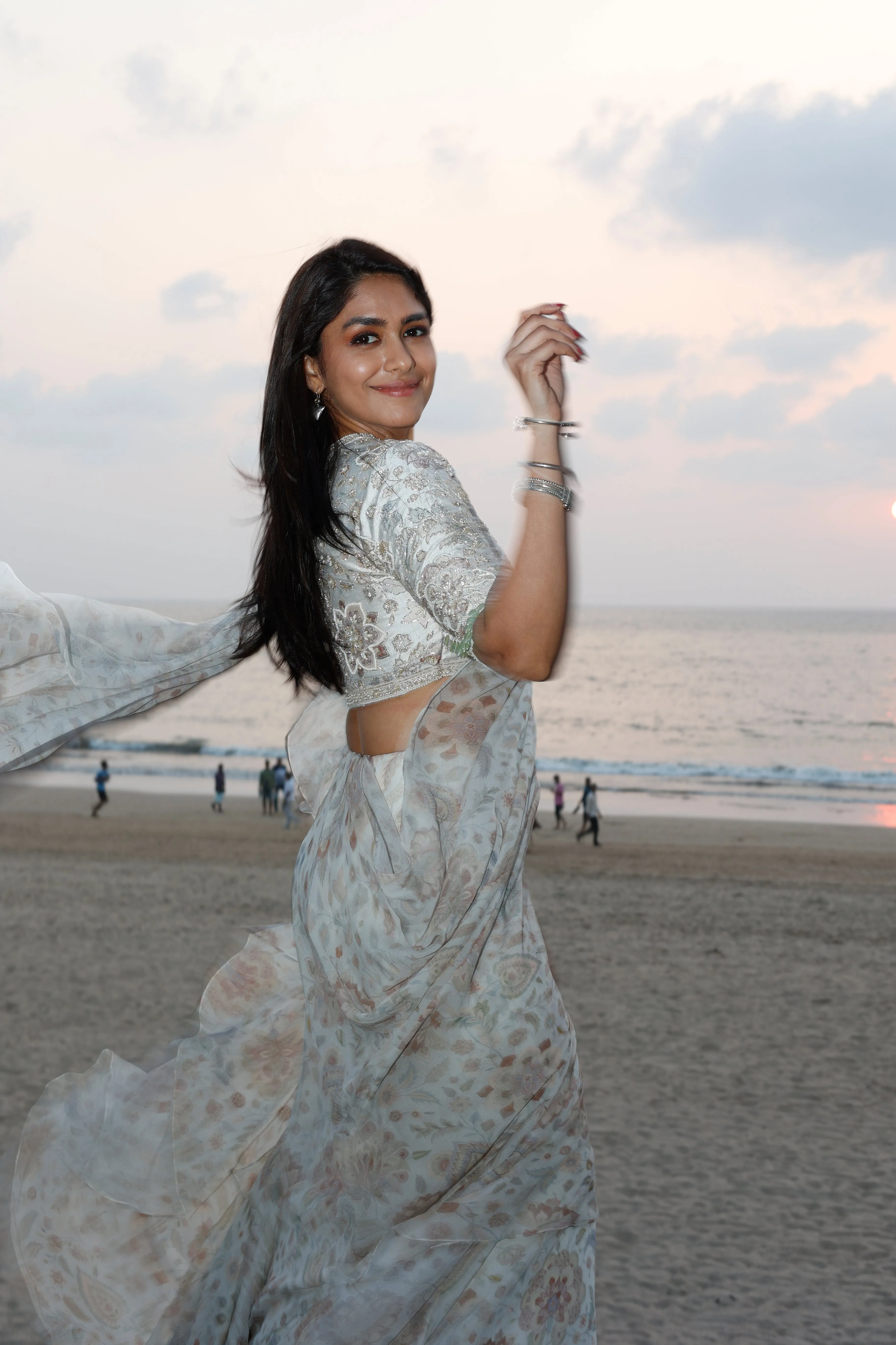 Mrunal Thakur In Flamboyance