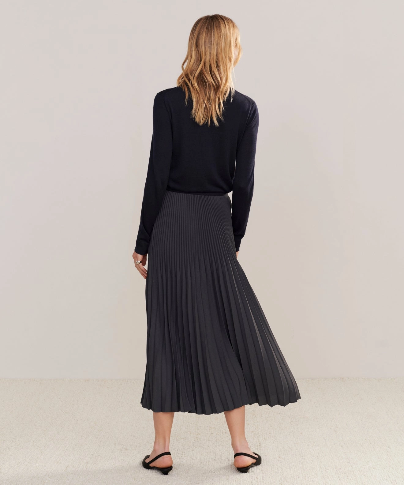 StretchWaistband High-rise waist Pleated Skirt