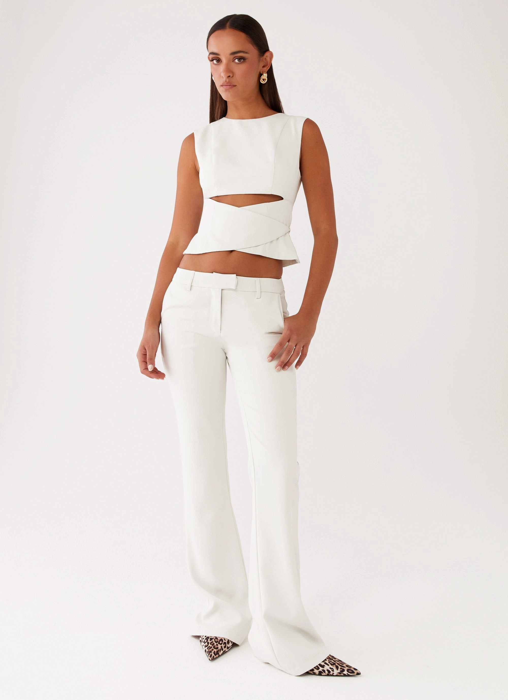 Cyra Wrap Top - Ivory AntiStaticFabric