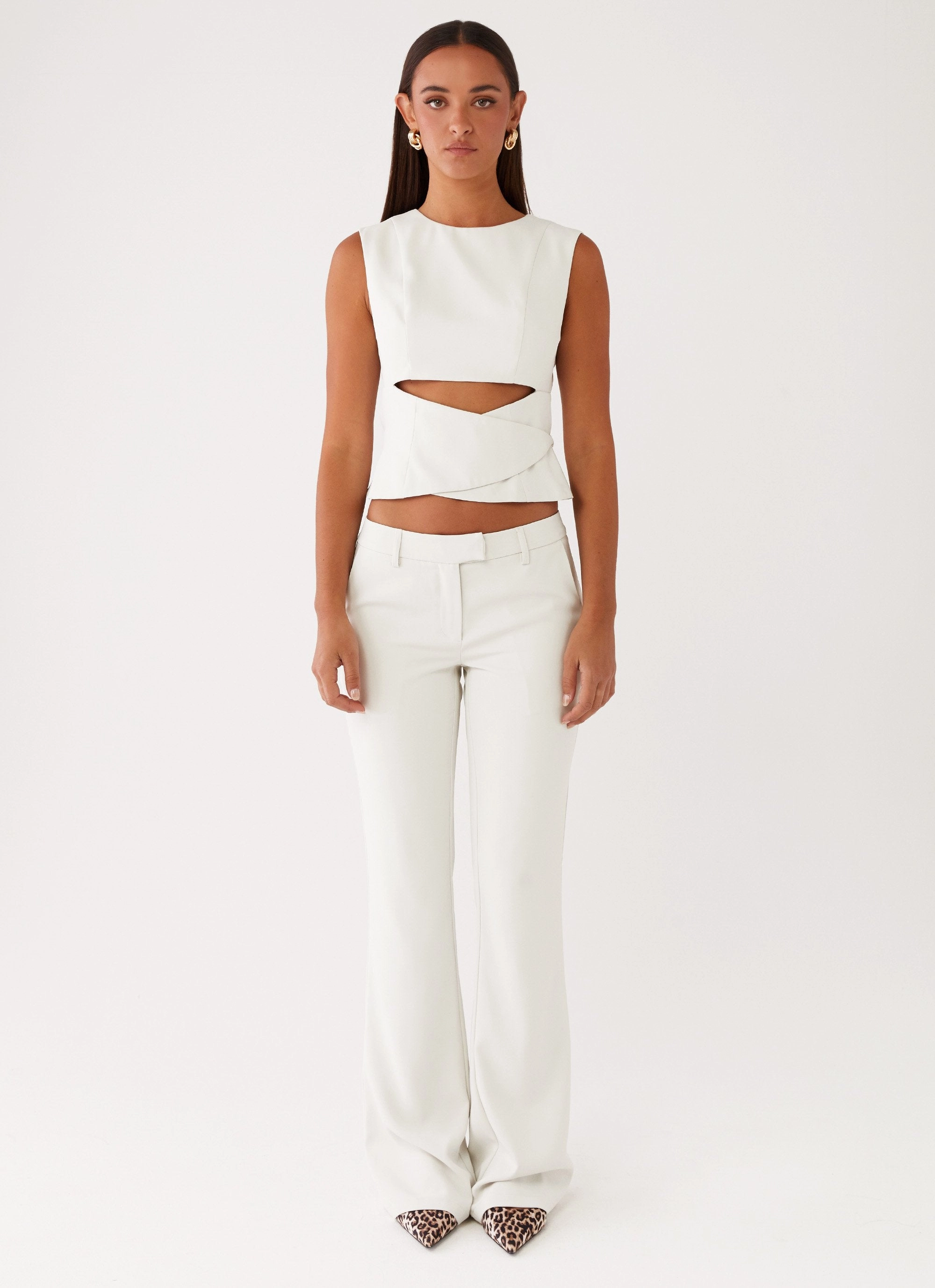 Cyra Wrap Top - Ivory Curved Hem