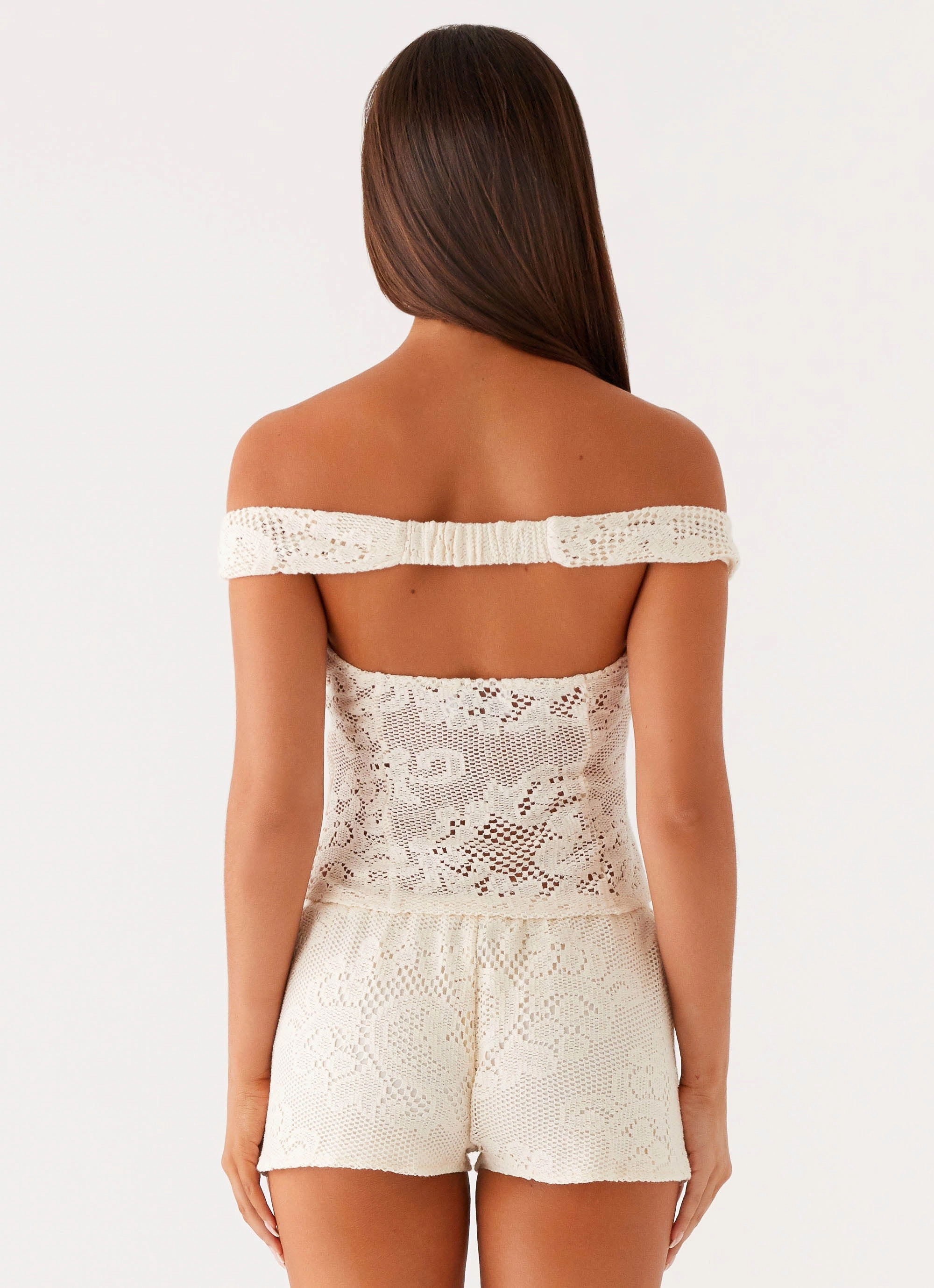 Nada Mini Shorts - Ivory Stretch Motion