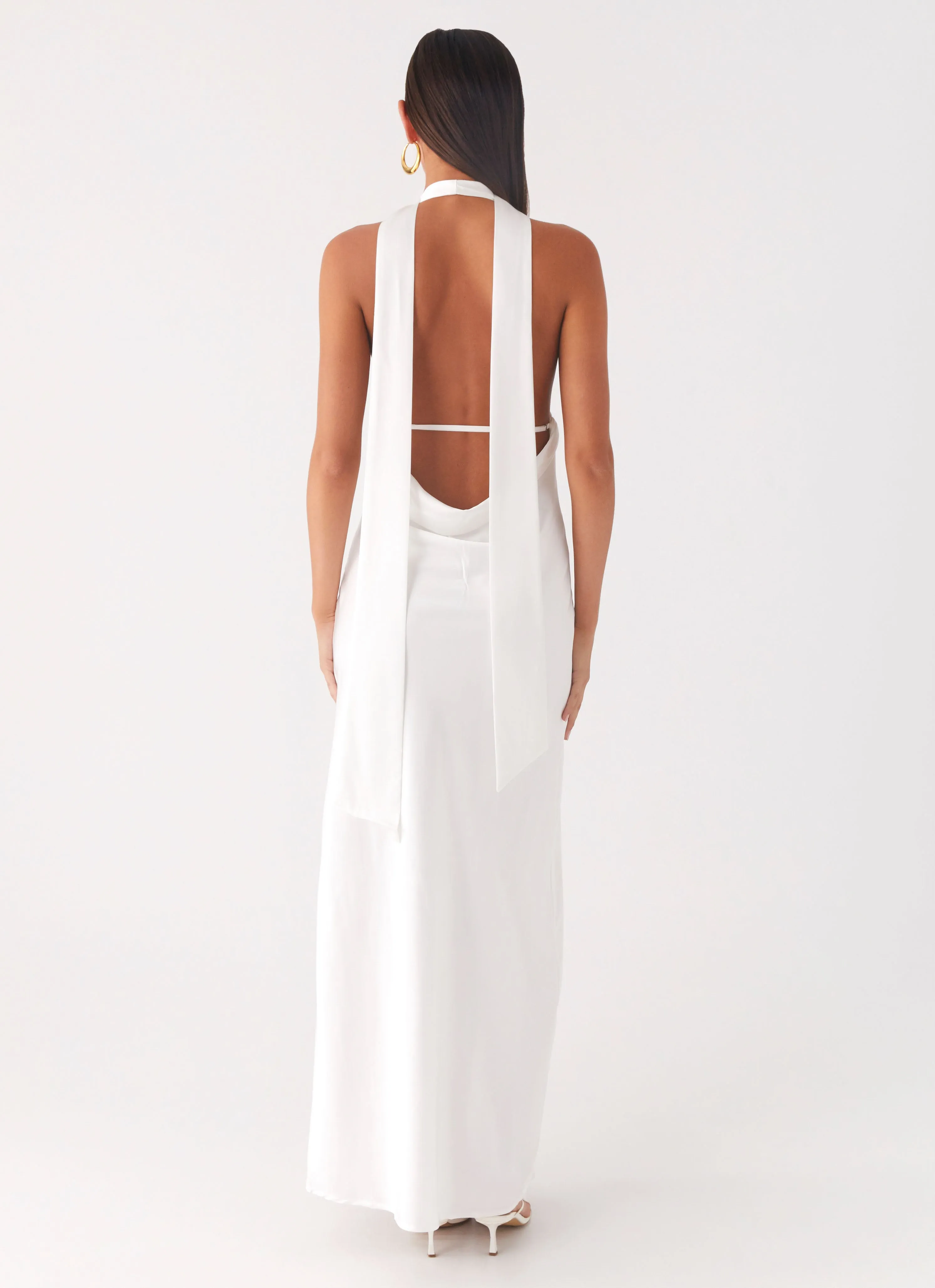 Bodycon-Fit Vibrant color Alicia Satin Halter Maxi Dress - White
