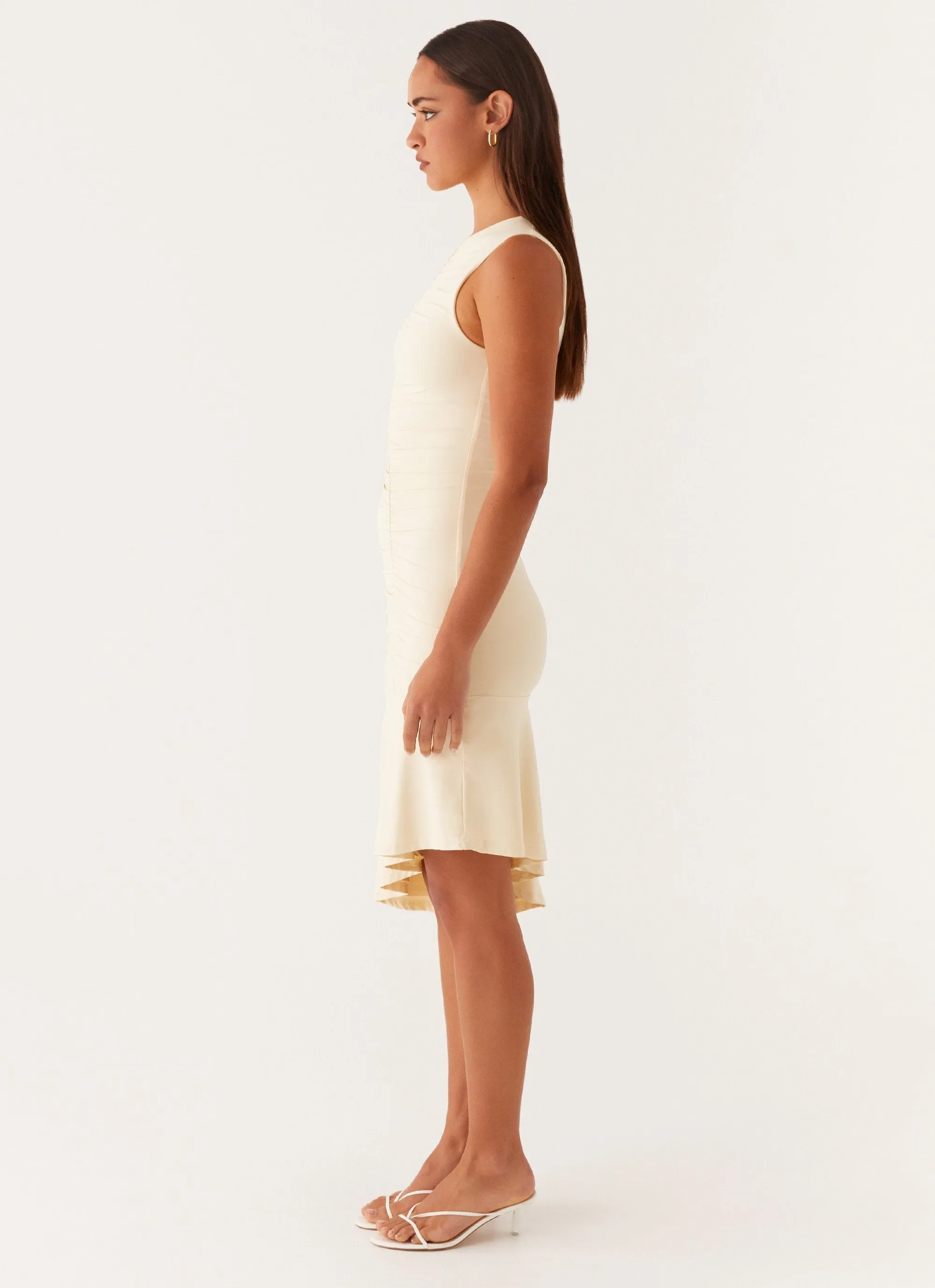 Niya Ruched Midi Dress - Pastel Yellow Cruise-Wear Shine Finish