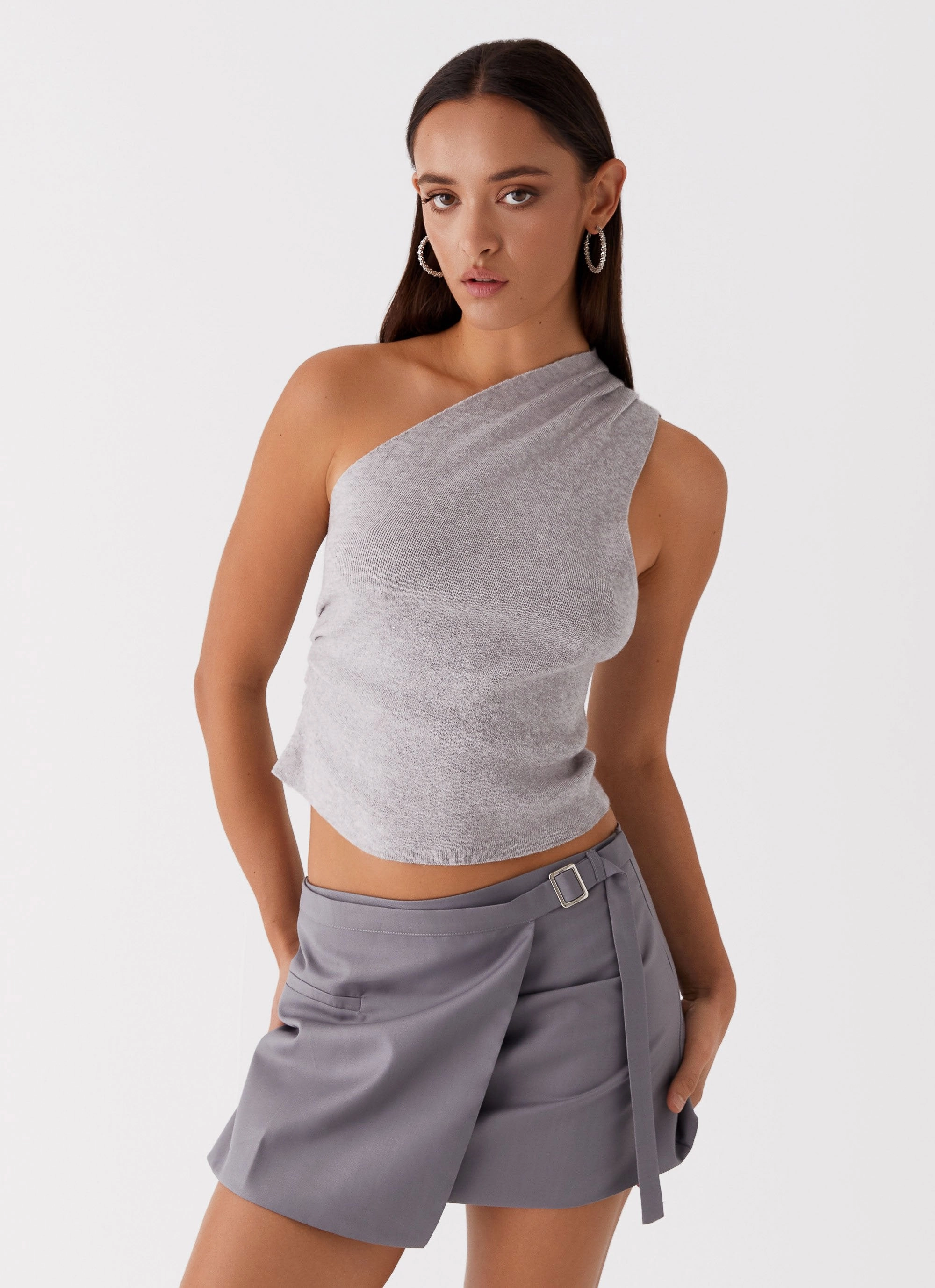 Elegant Cut Indy One Shoulder Knit Top - Grey