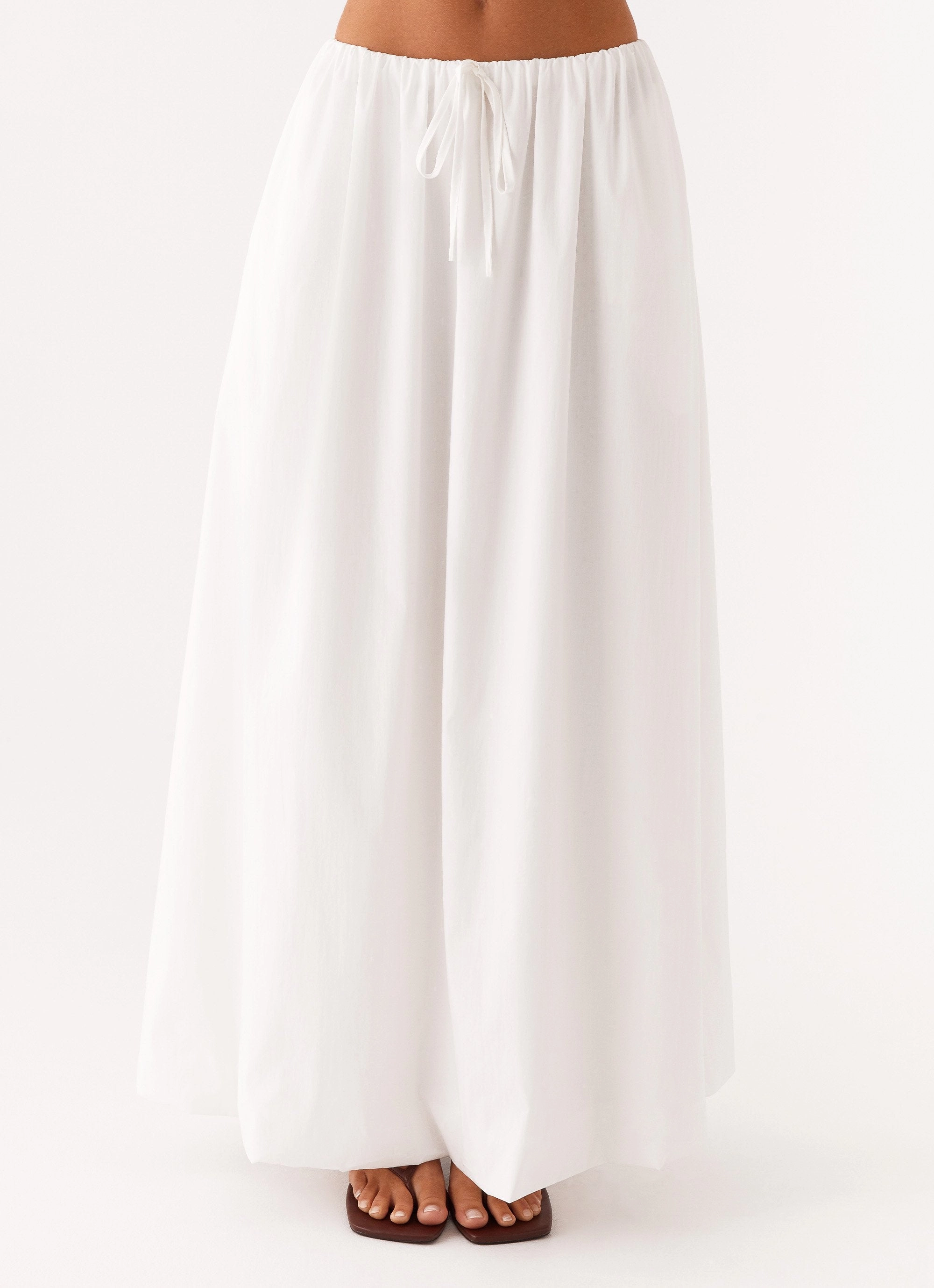 Cheryl Maxi Skirt - White Sleek Design City Wear